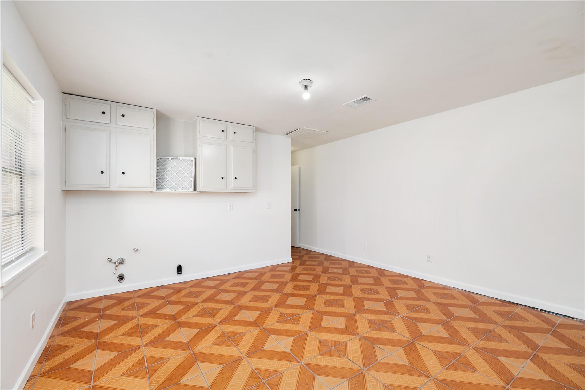 10707 Glenfield Ct Court