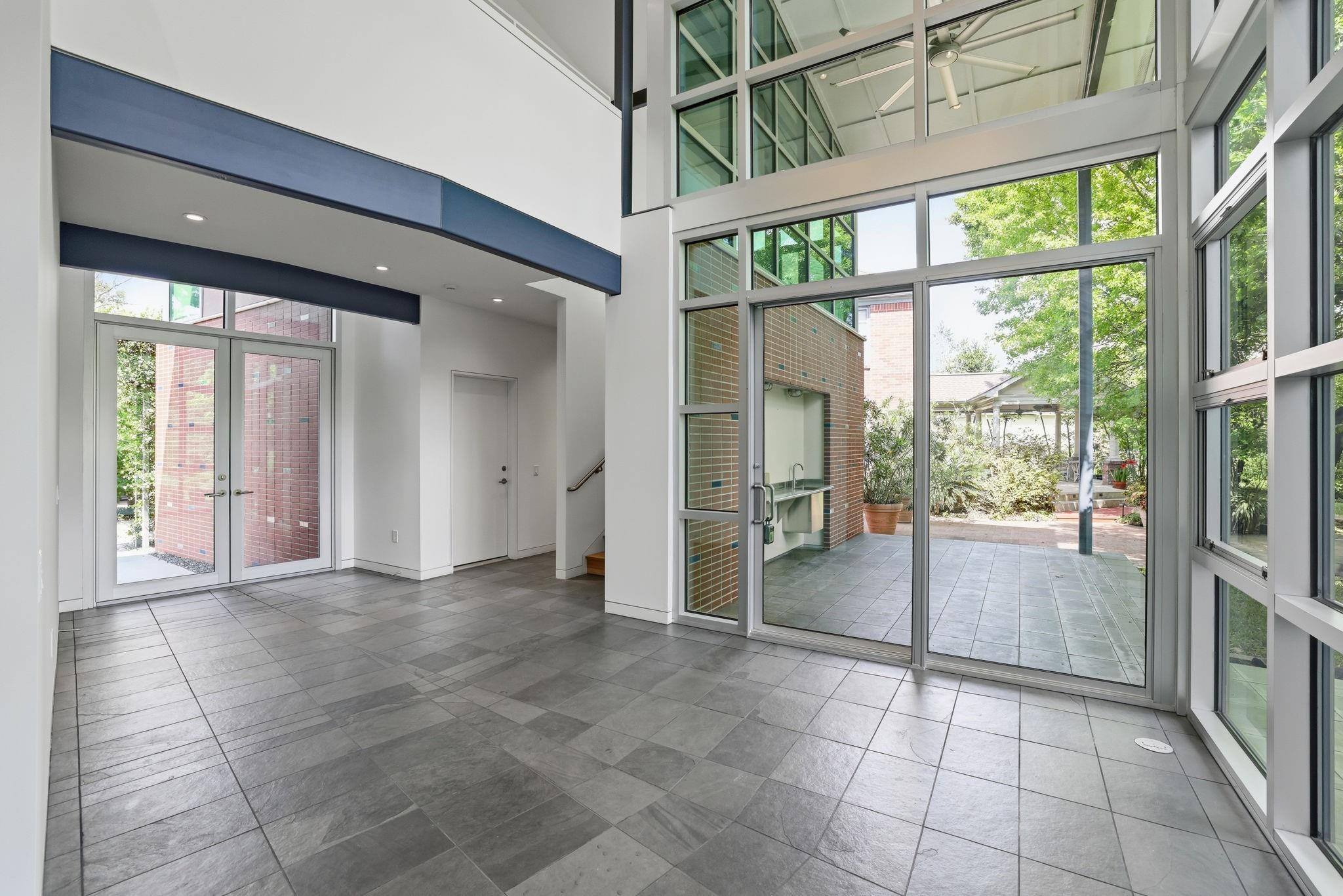 2424 White Oak Drive