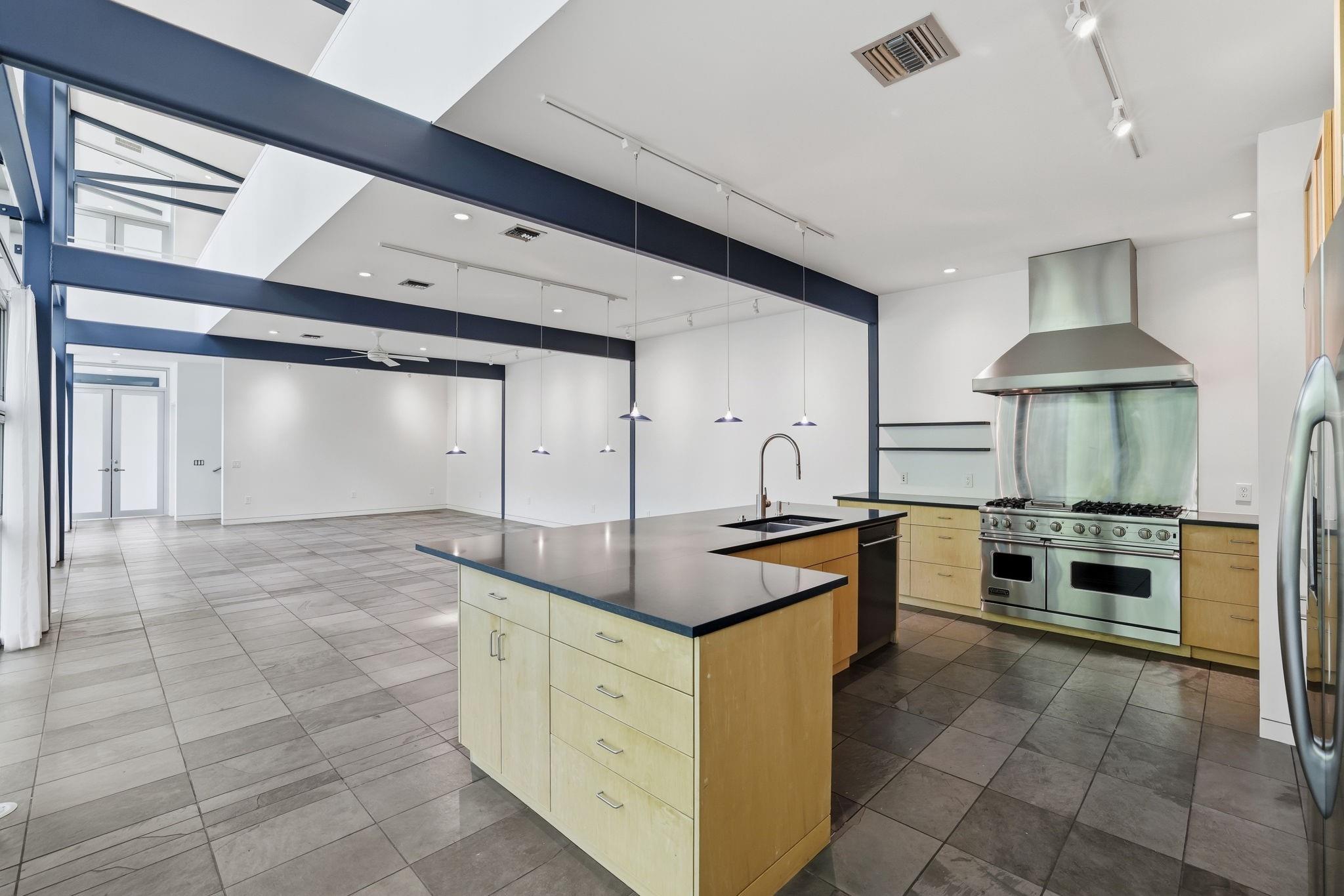 2424 White Oak Drive