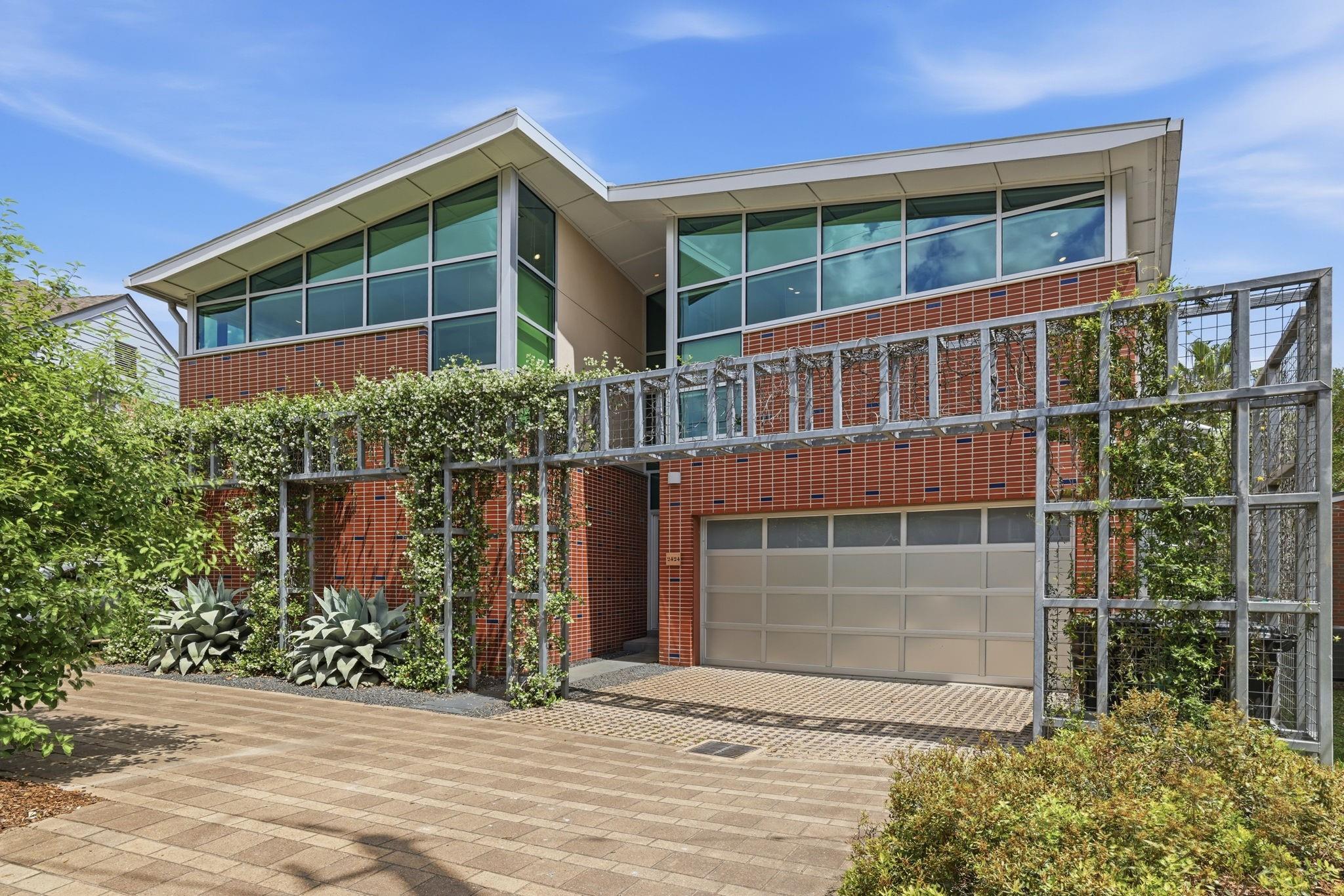 2424 White Oak Drive