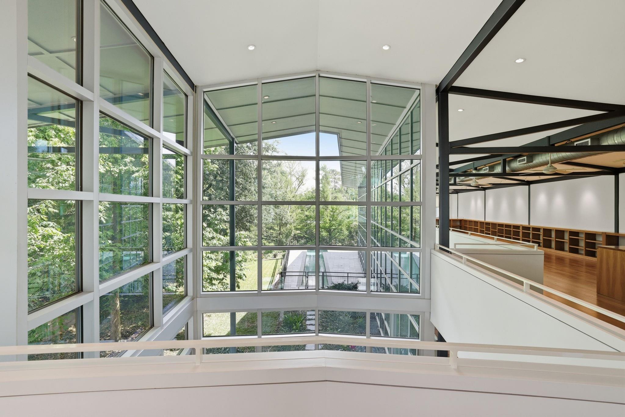 2424 White Oak Drive