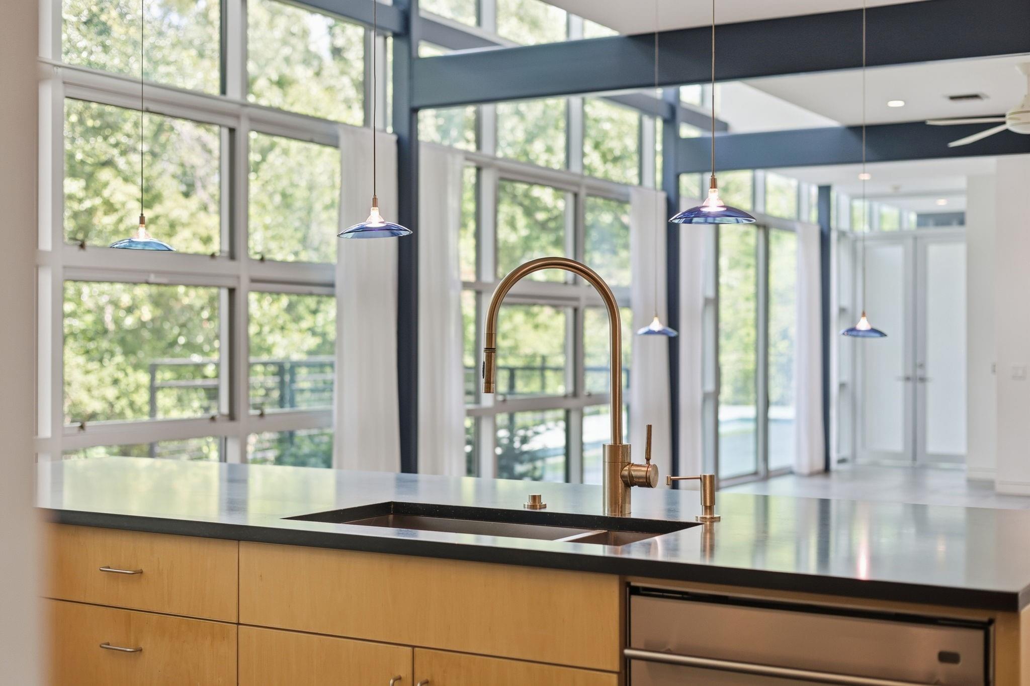 2424 White Oak Drive