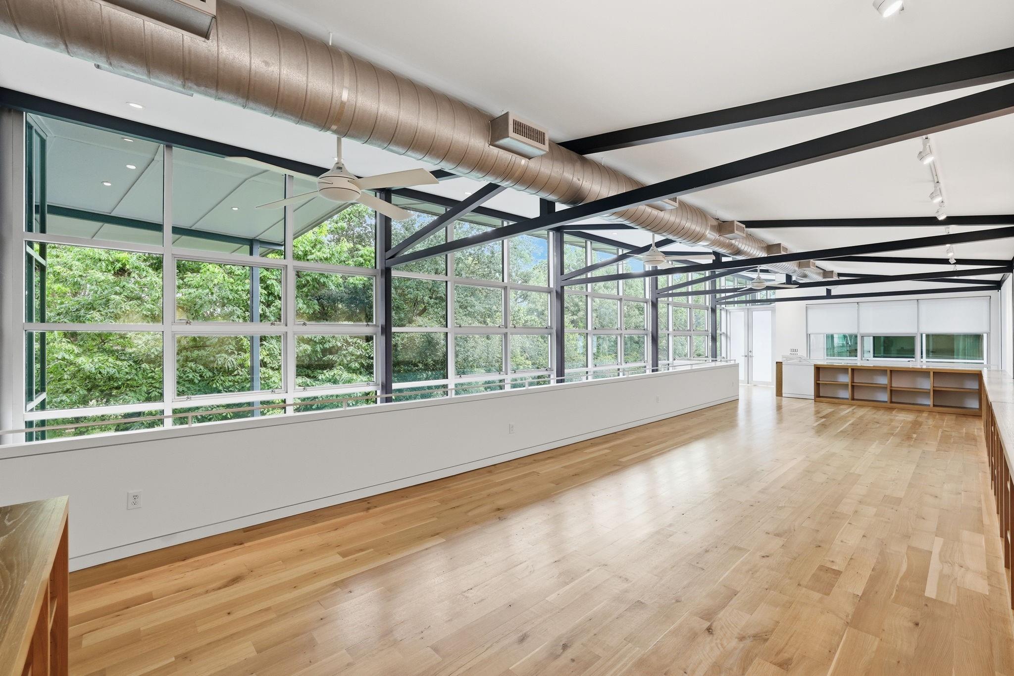 2424 White Oak Drive