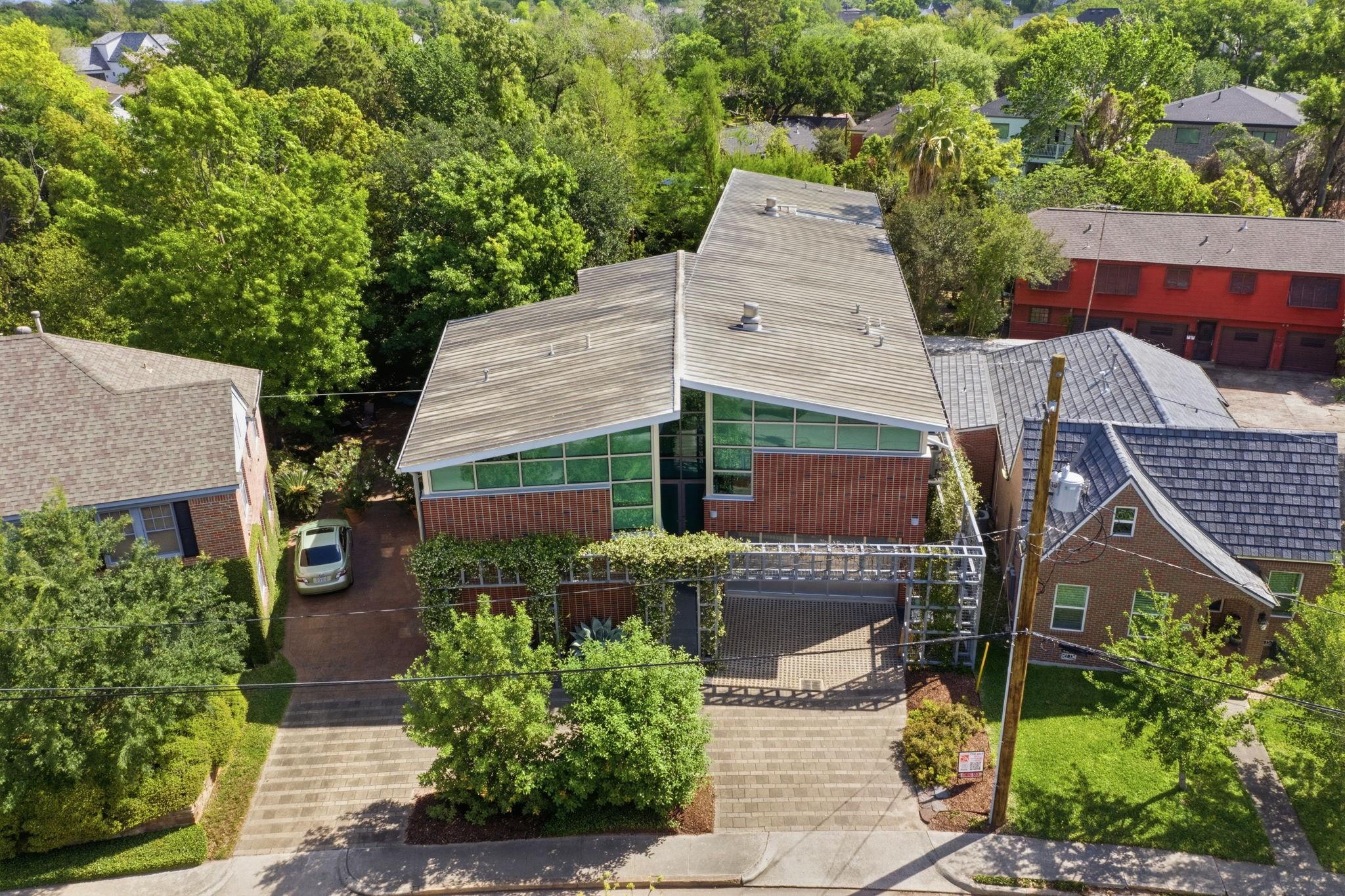 2424 White Oak Drive