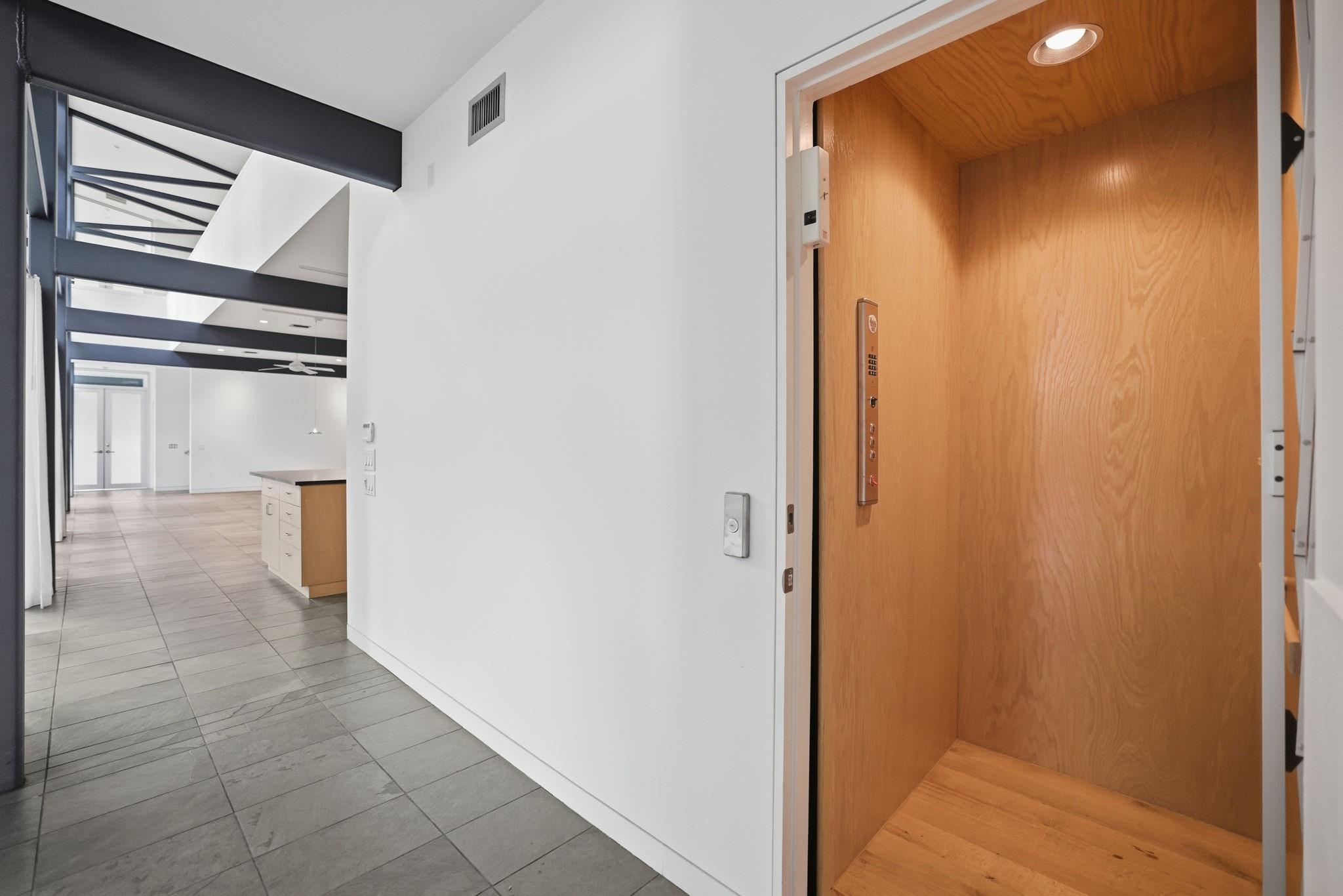 2424 White Oak Drive