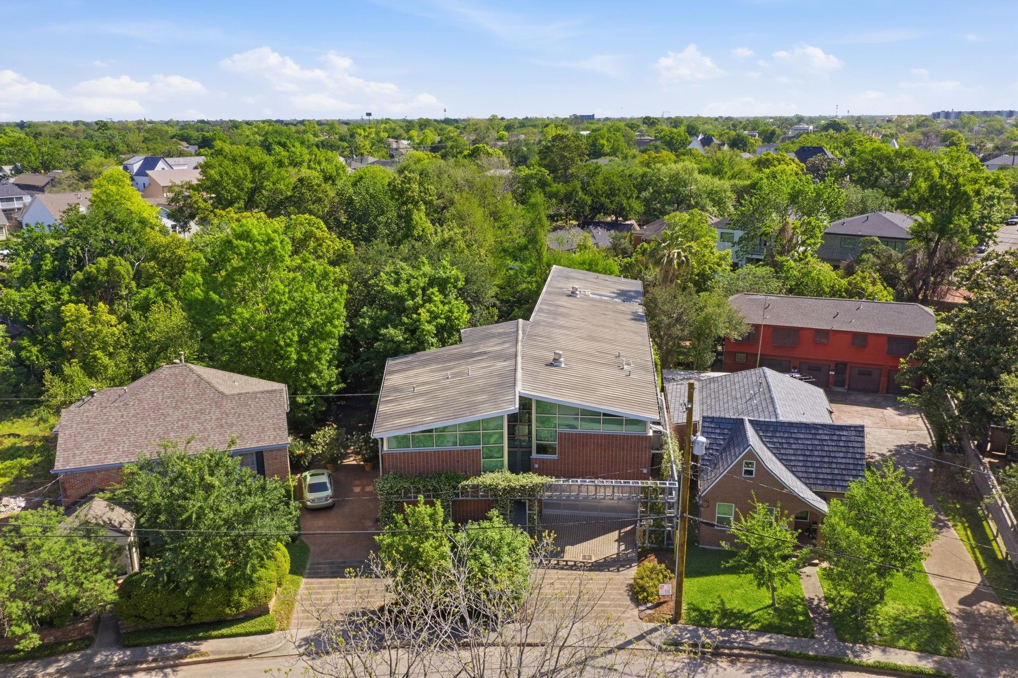 2424 White Oak Drive