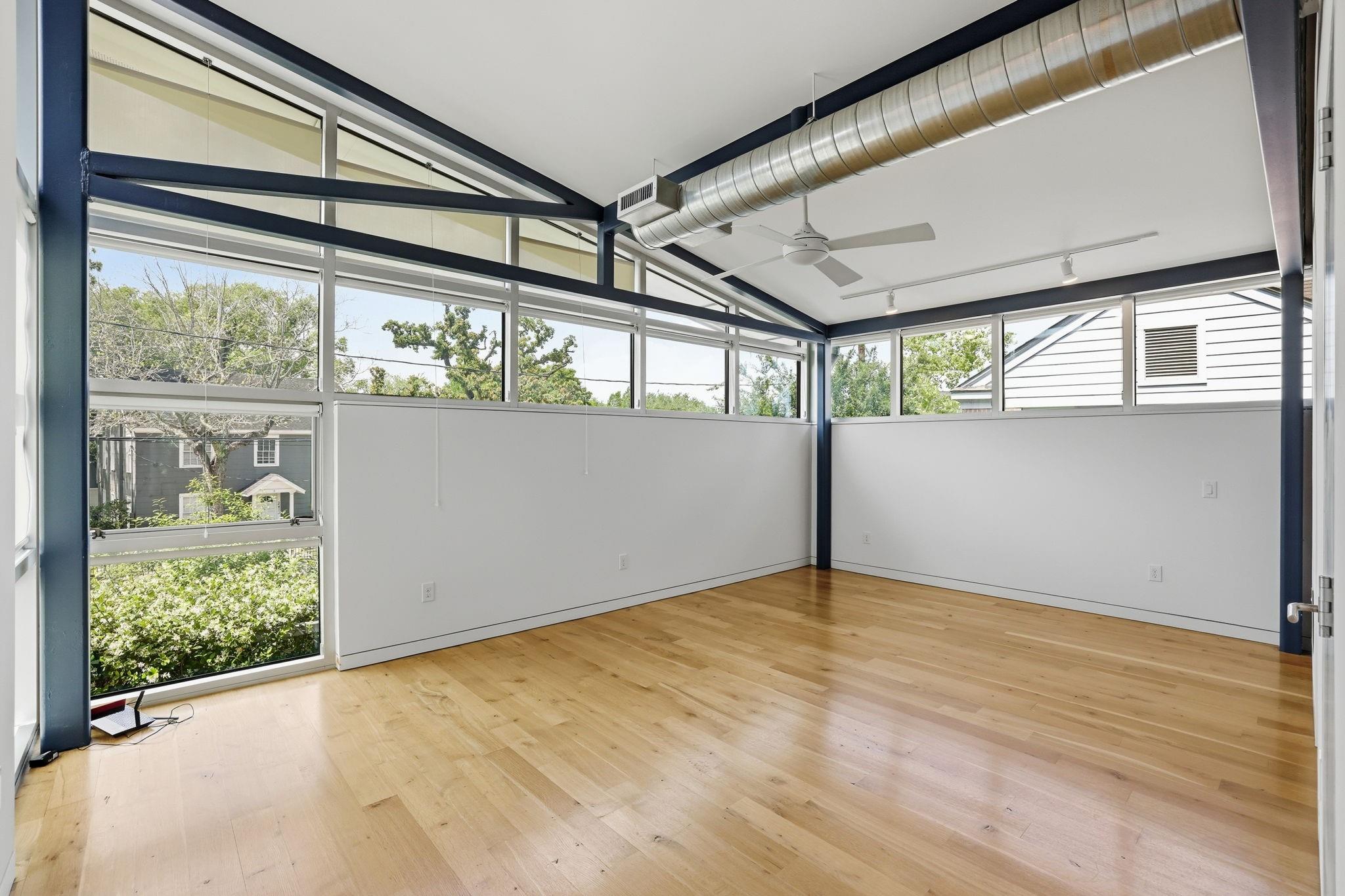 2424 White Oak Drive