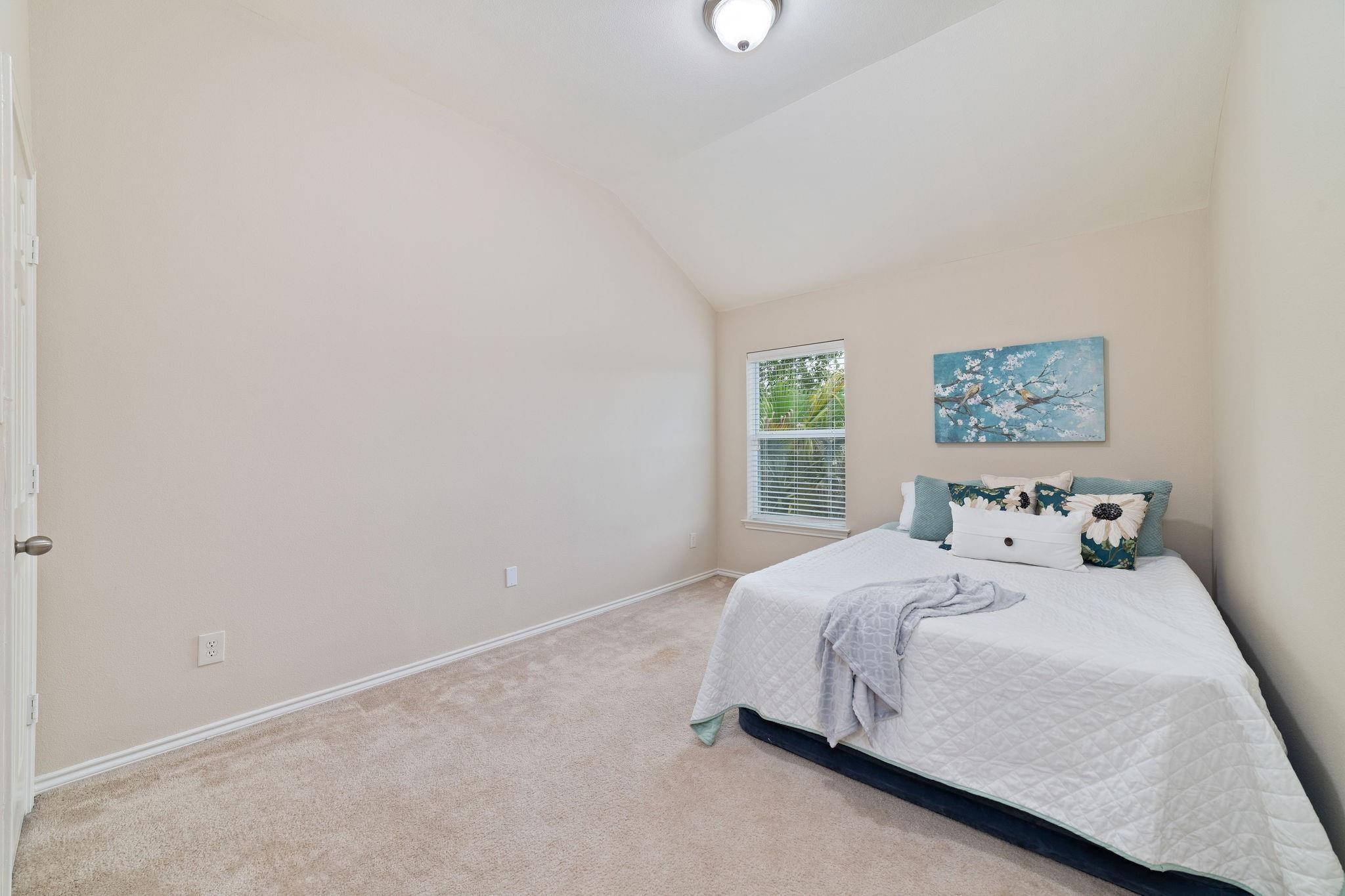 14923 Tuttle Point Drive