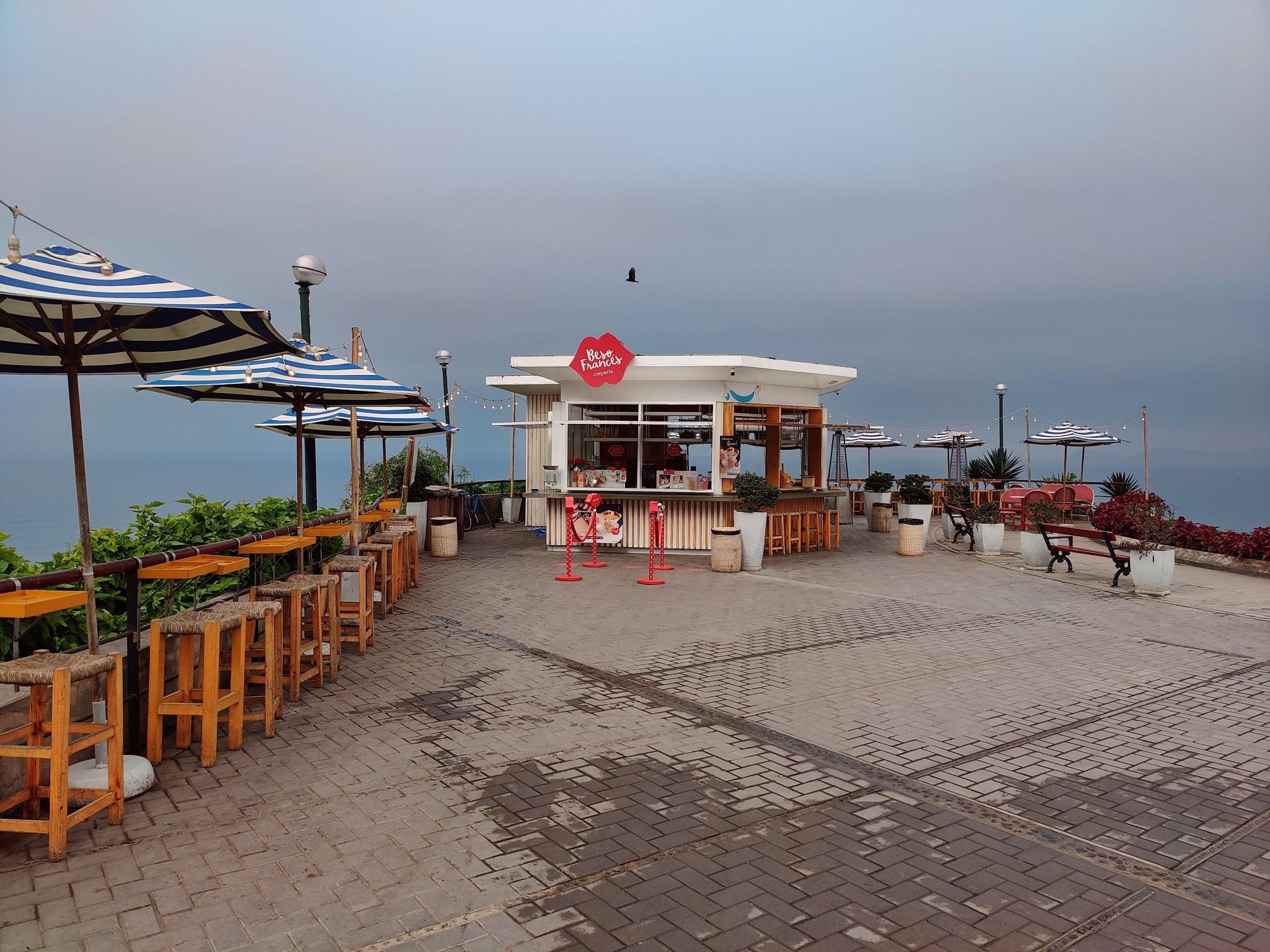 701 Avenida Benavides