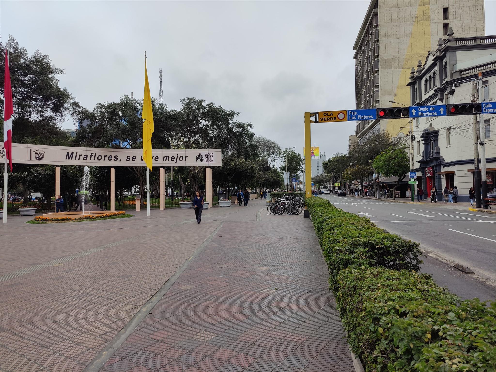 701 Avenida Benavides