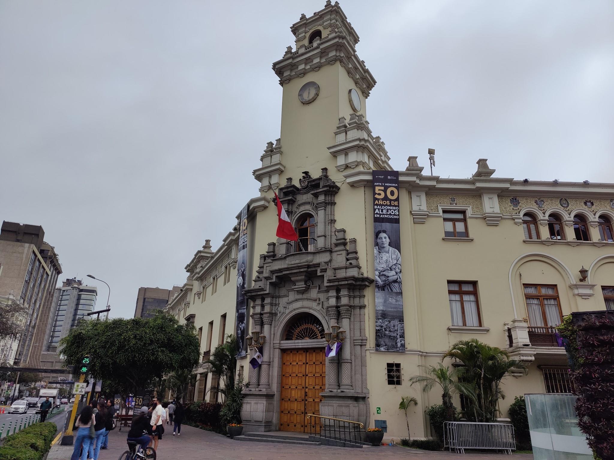 701 Avenida Benavides