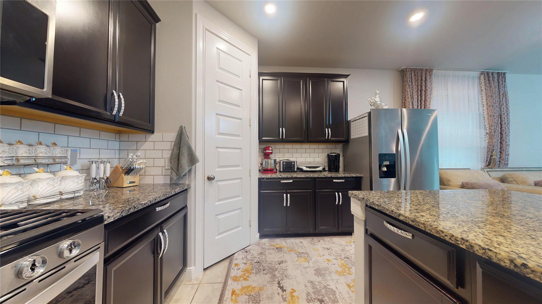 2543 Shelly Lang Court