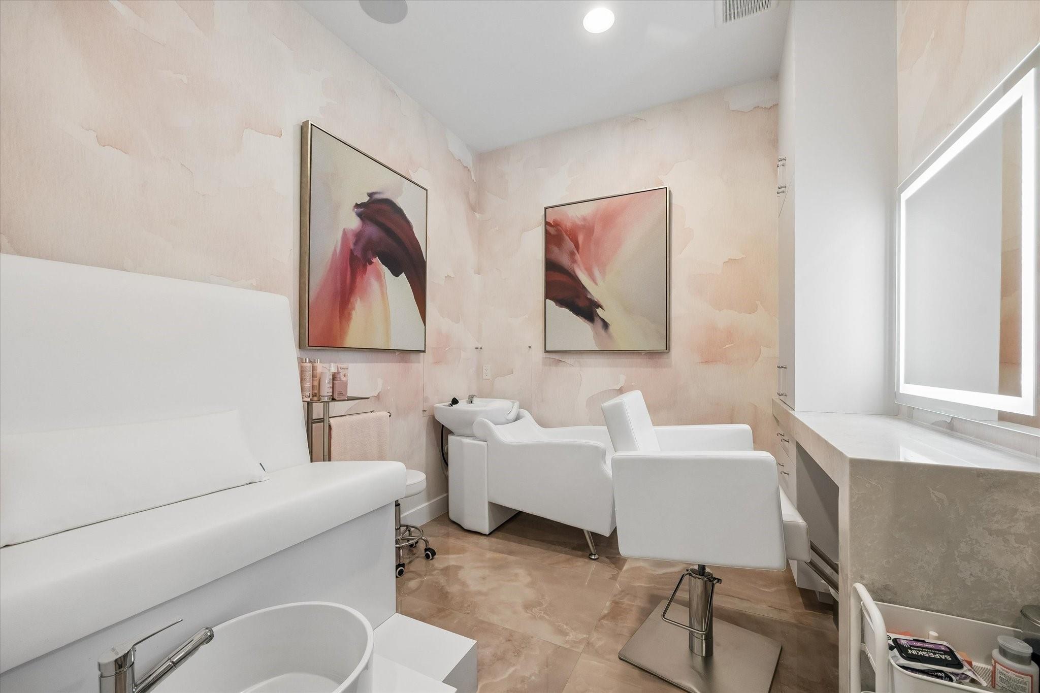 5602 Cedar Creek Drive