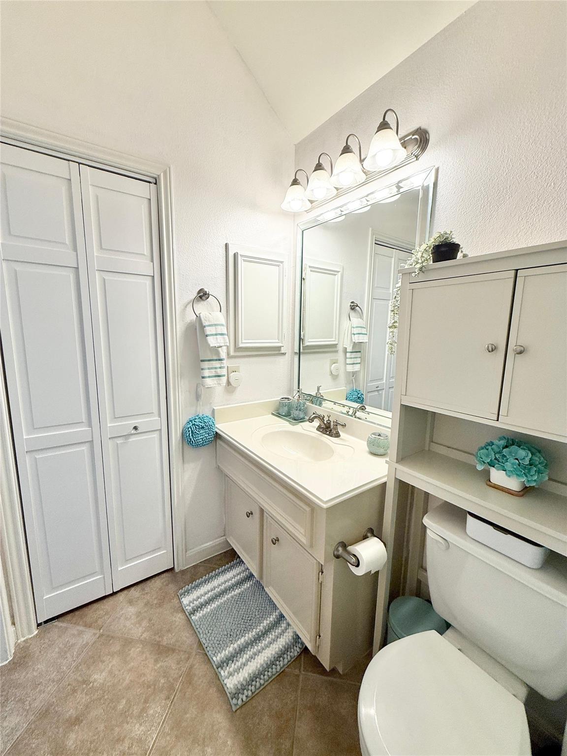 25534 Overbrook Terrace Lane