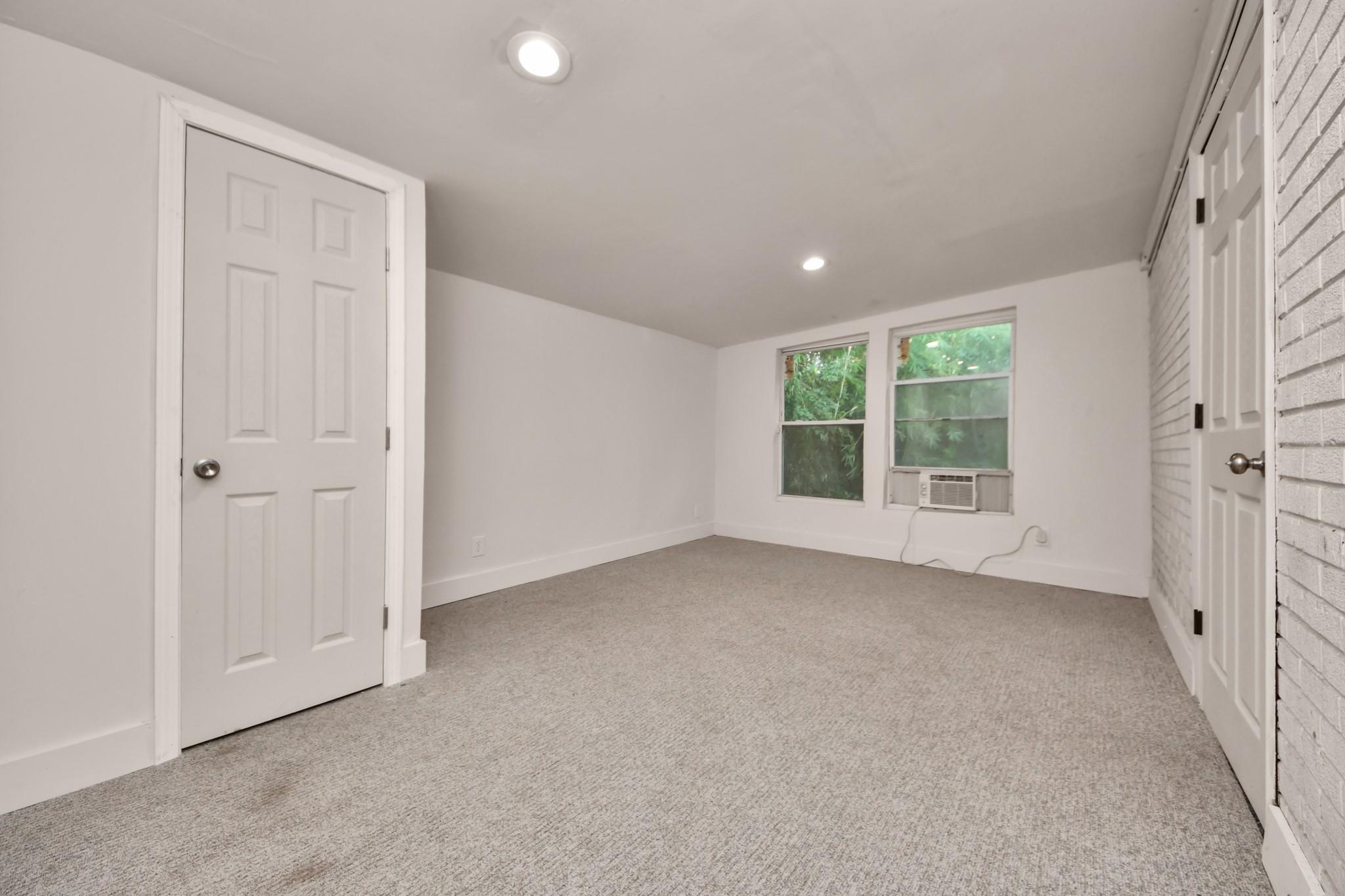 2703 Knotty Oaks Trail