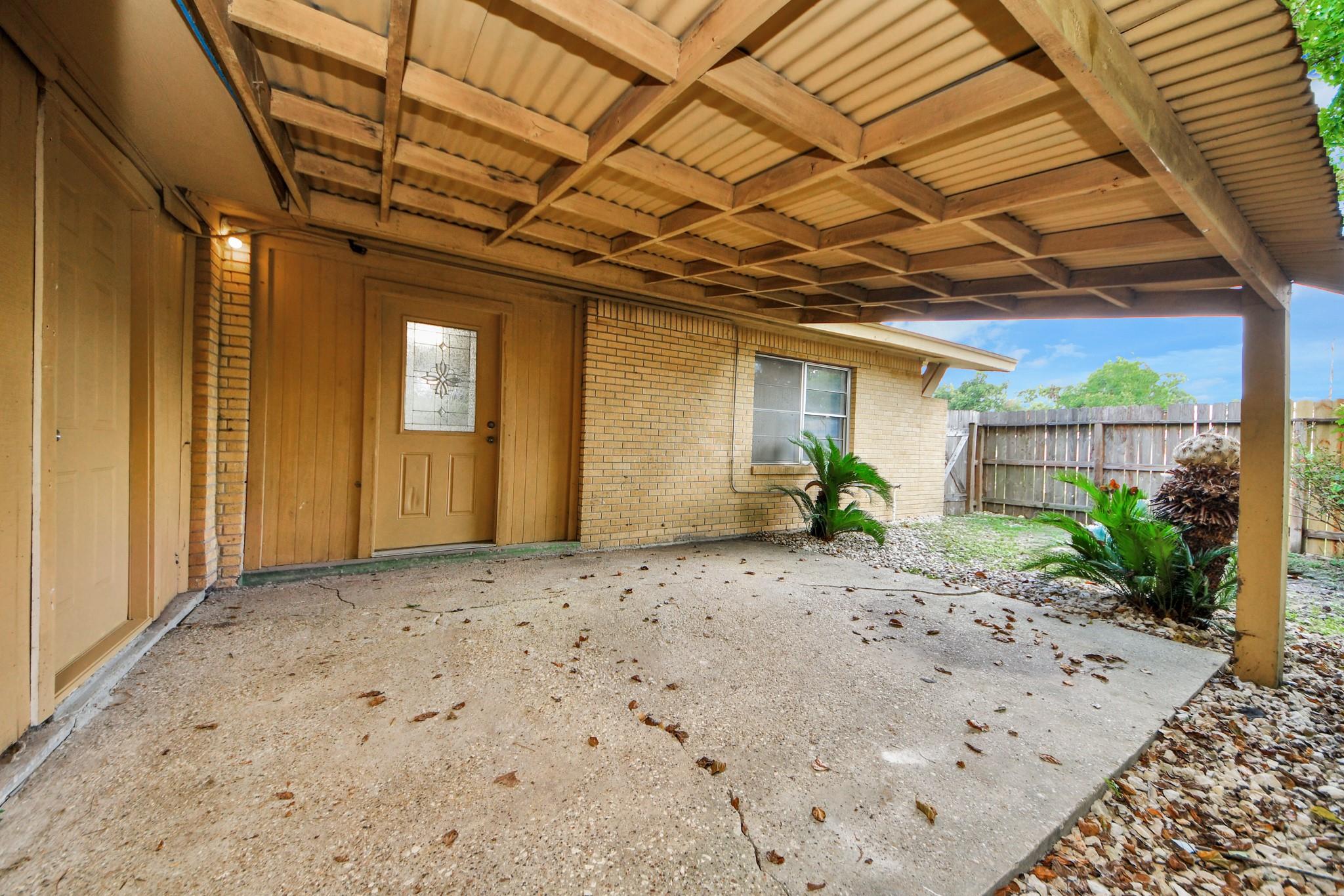 2703 Knotty Oaks Trail