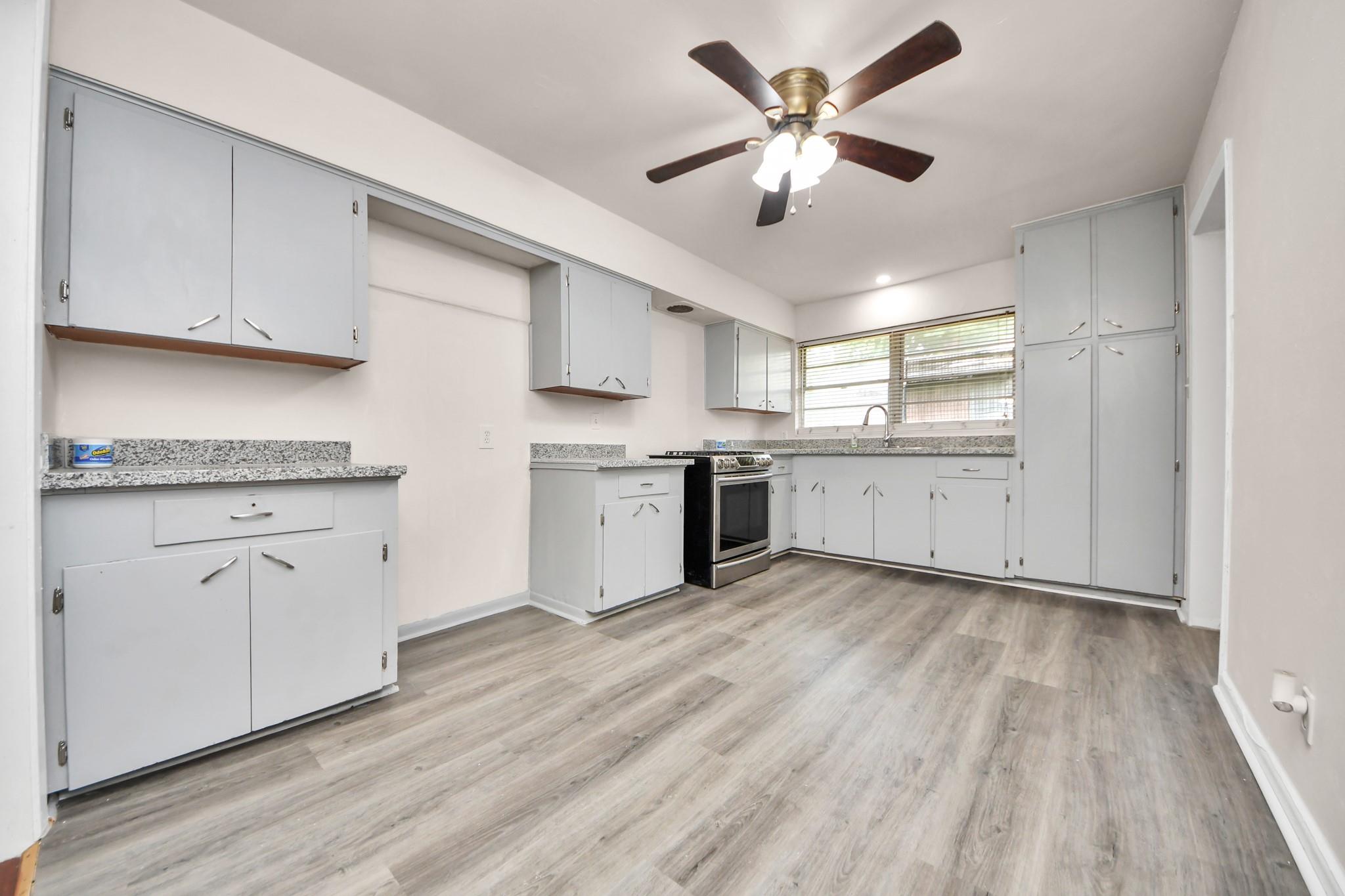 2703 Knotty Oaks Trail