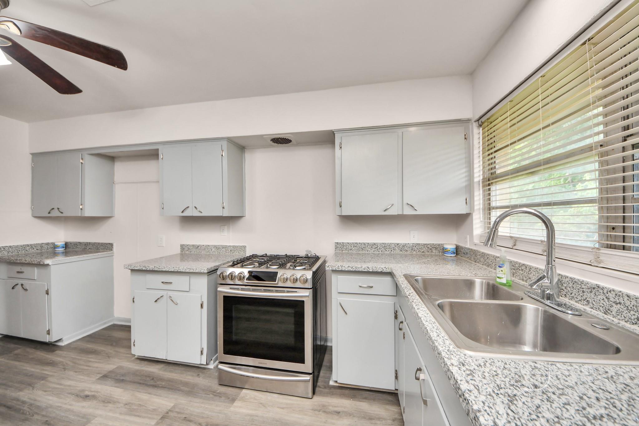 2703 Knotty Oaks Trail