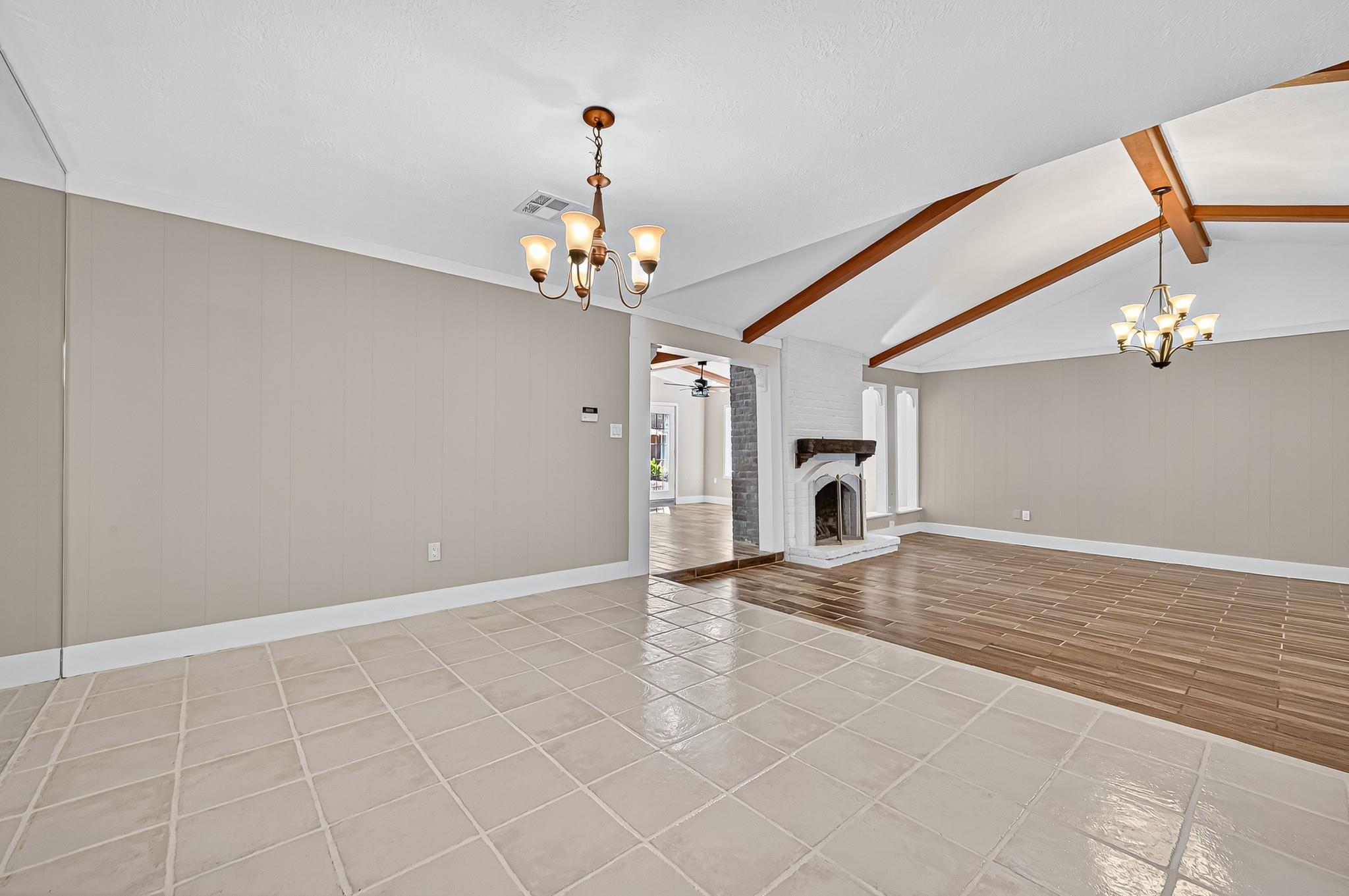 13903 Chevy Chase Drive