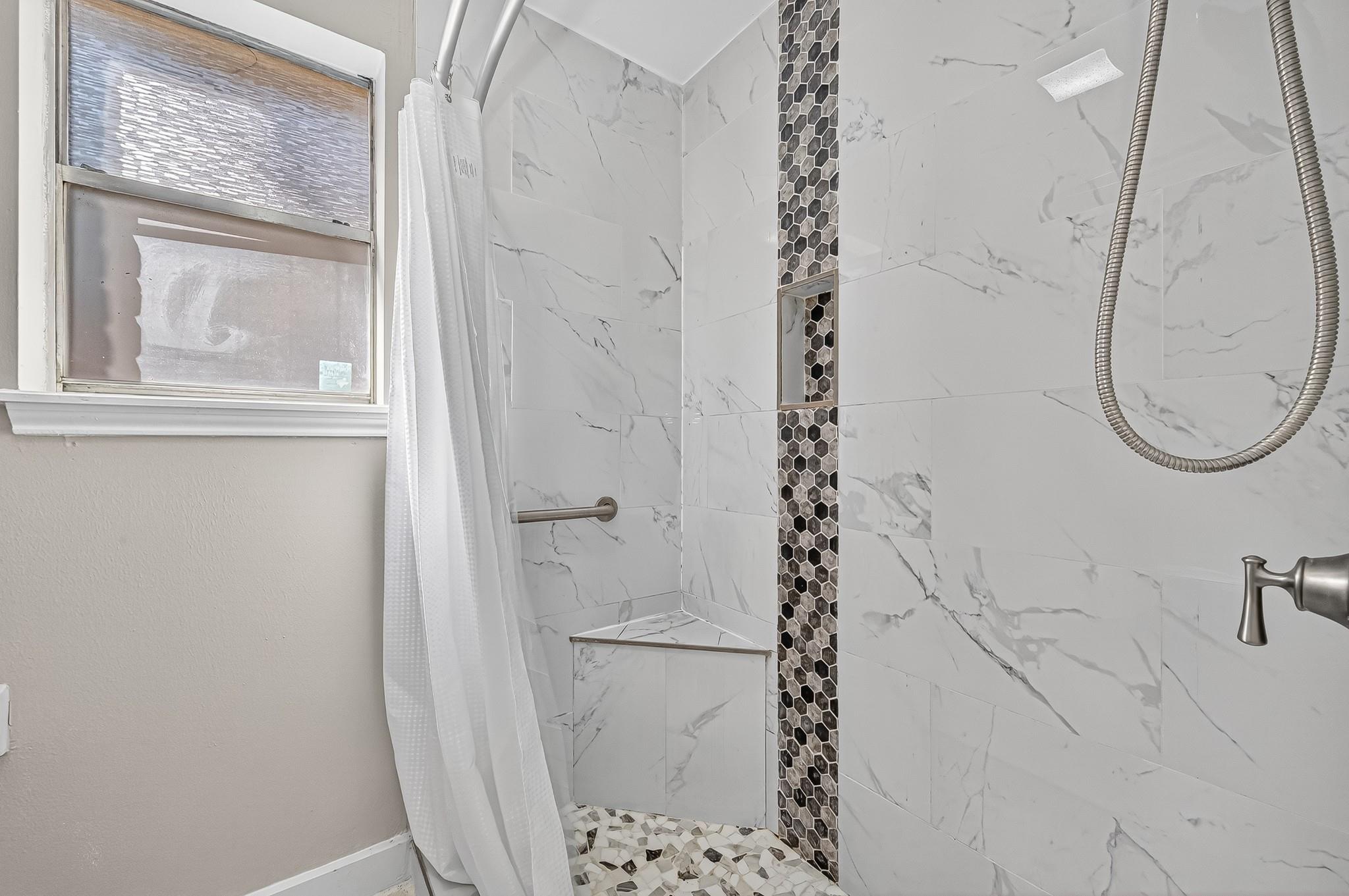 13903 Chevy Chase Drive