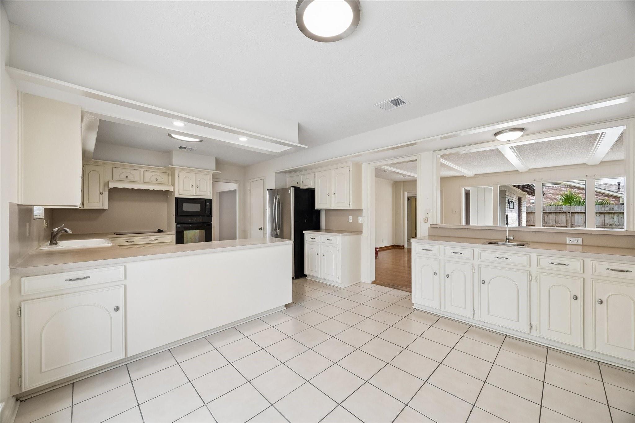 10835 Cranbrook Road