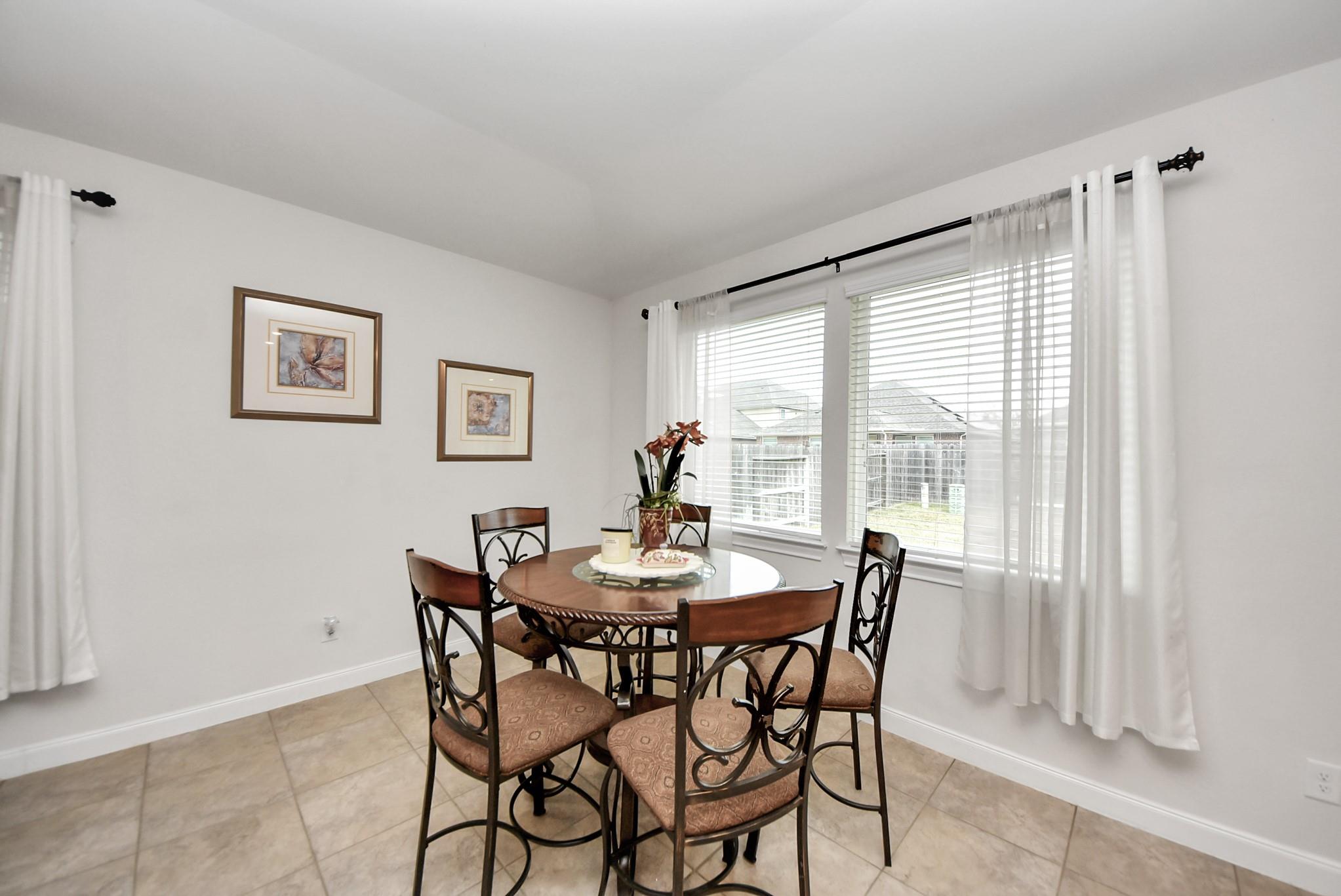 8806 Chapada Highlands Drive