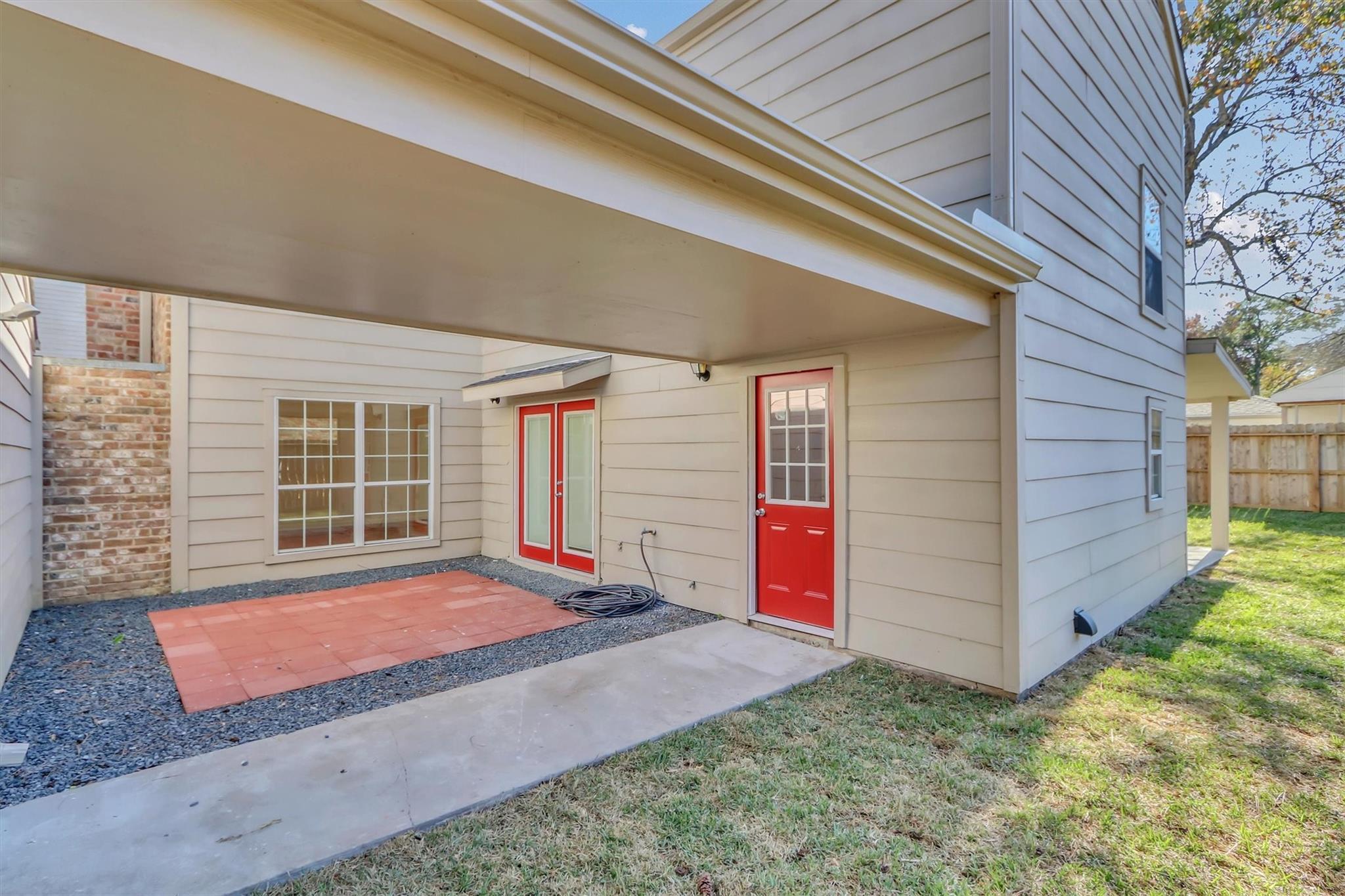 13911 Piping Rock Lane