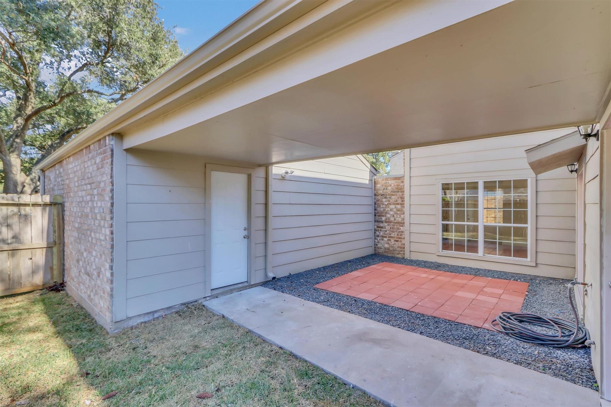 13911 Piping Rock Lane