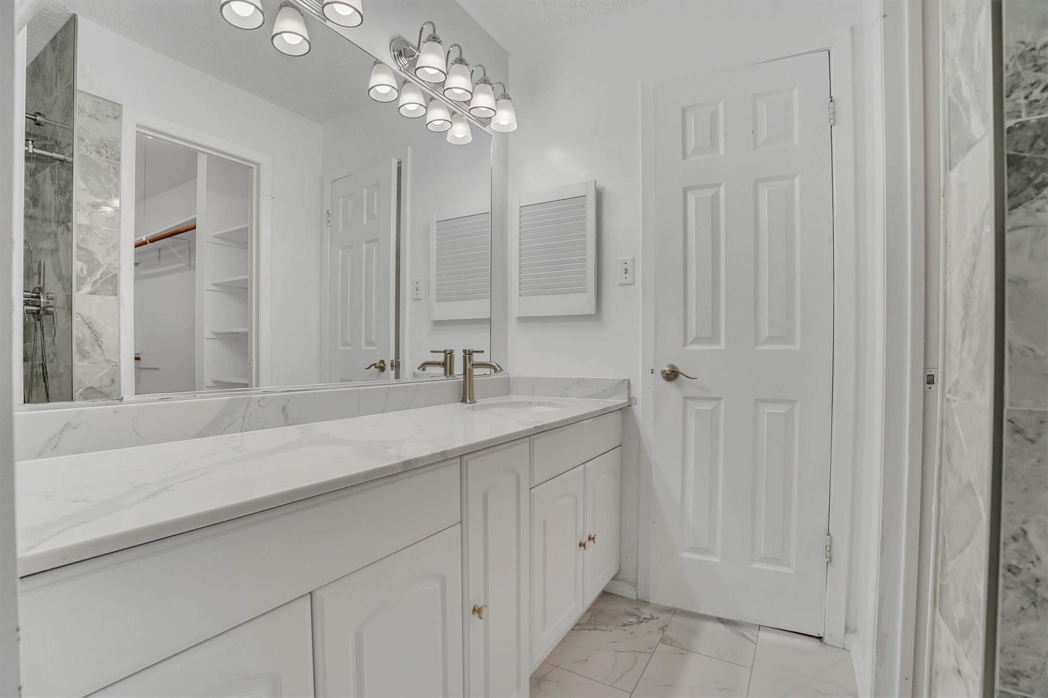 2310 Keyhole Lane