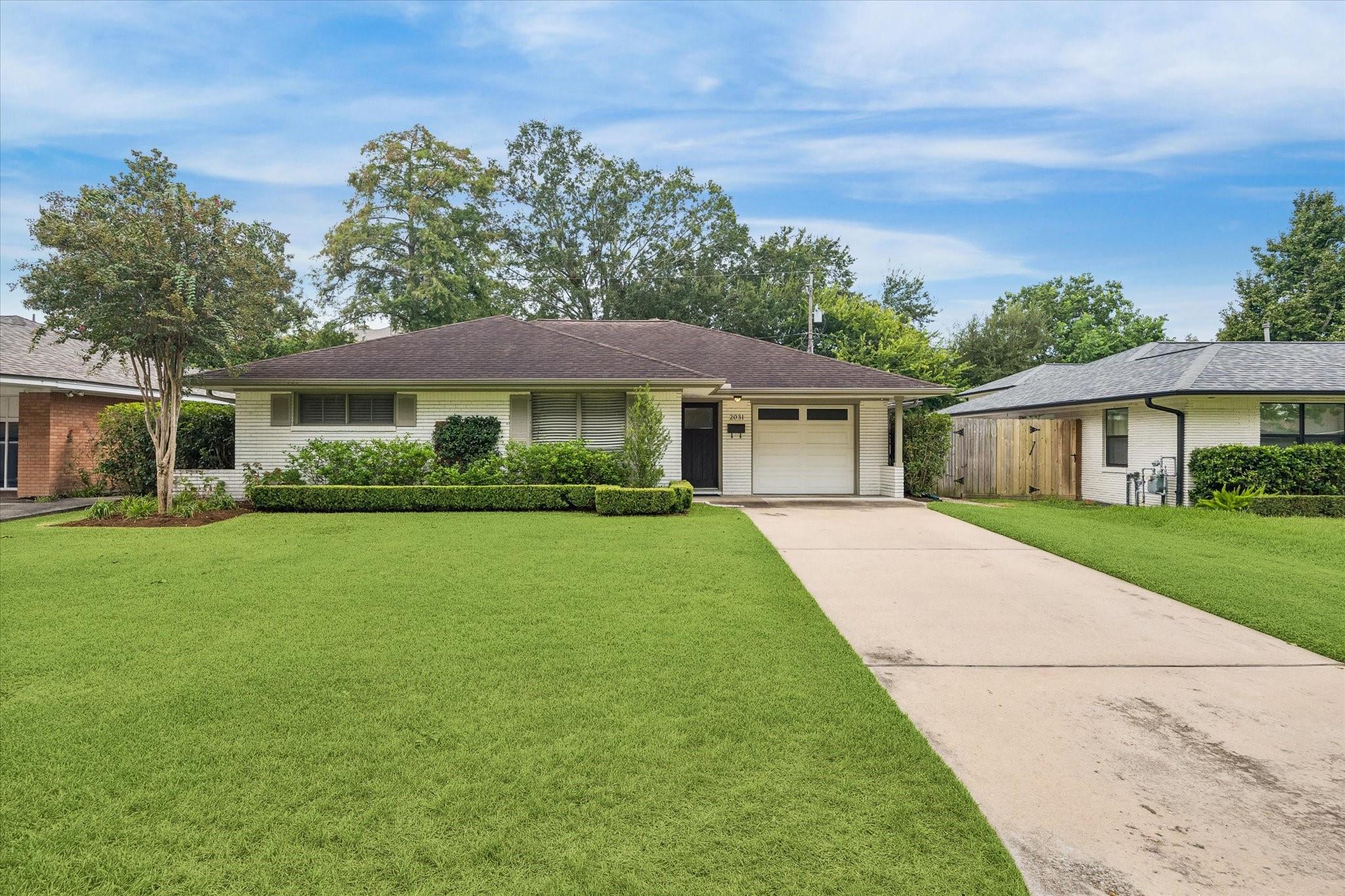 2031 Chantilly Lane