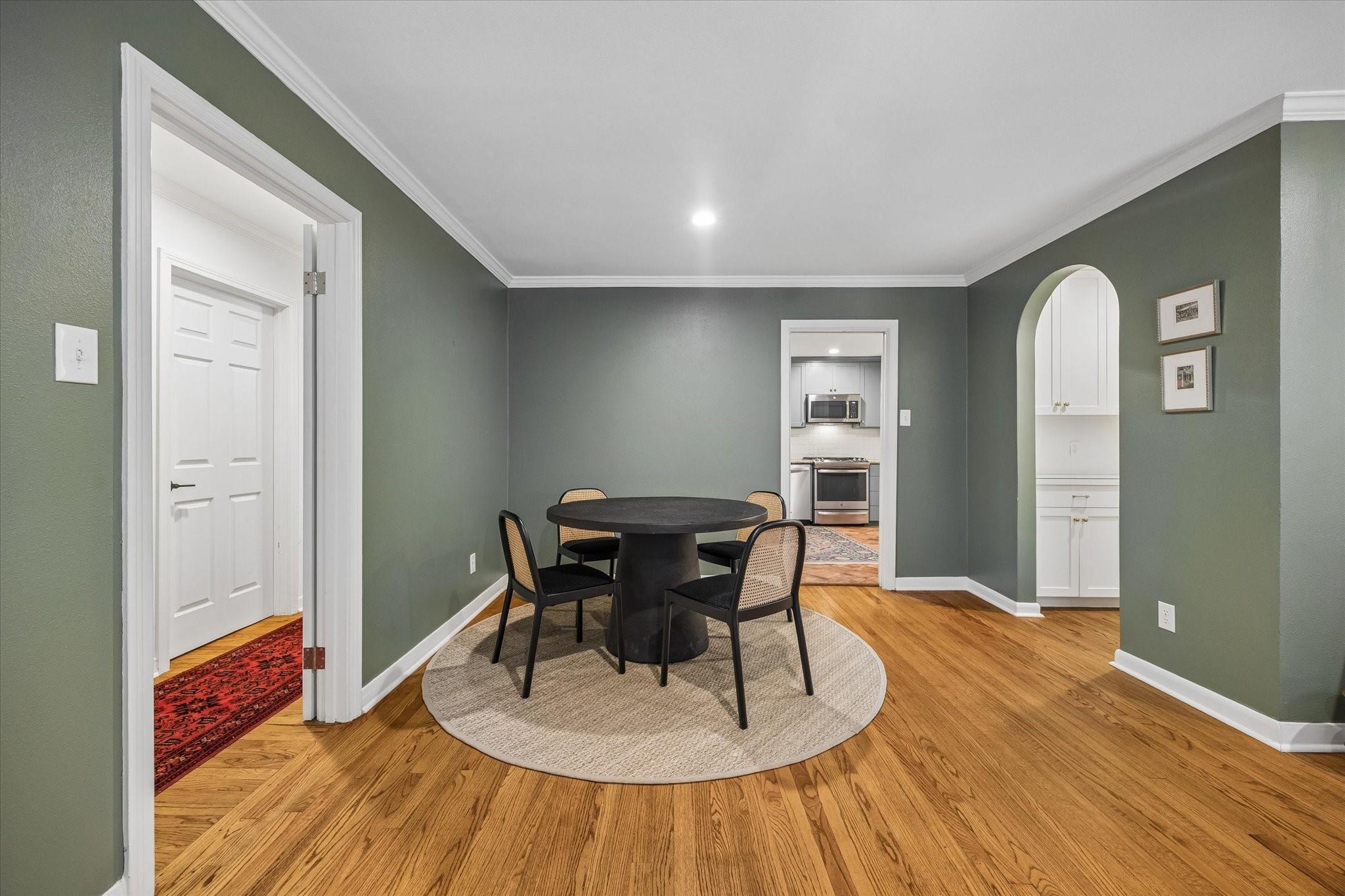 2031 Chantilly Lane