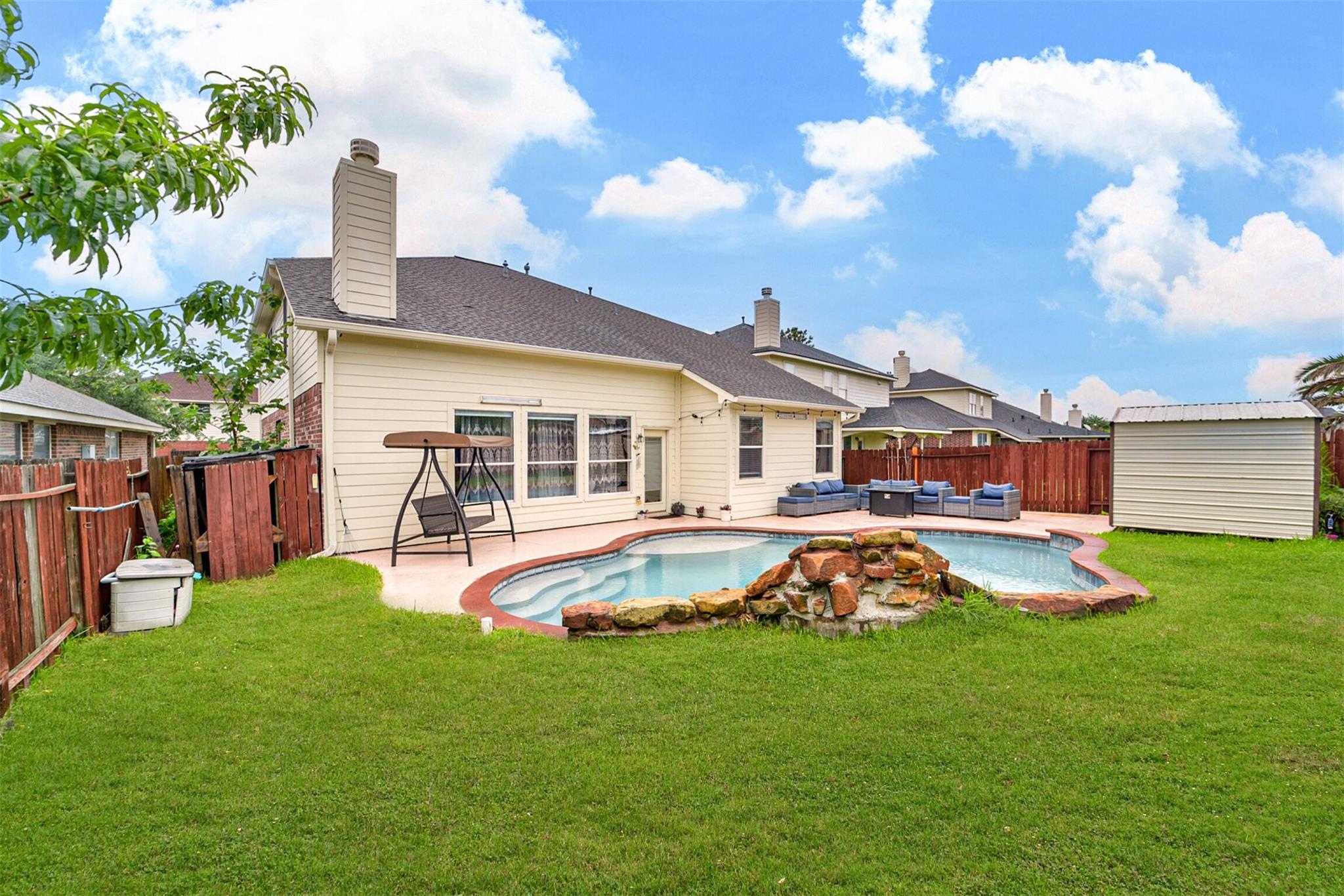 24619 Hampton Lakes Drive