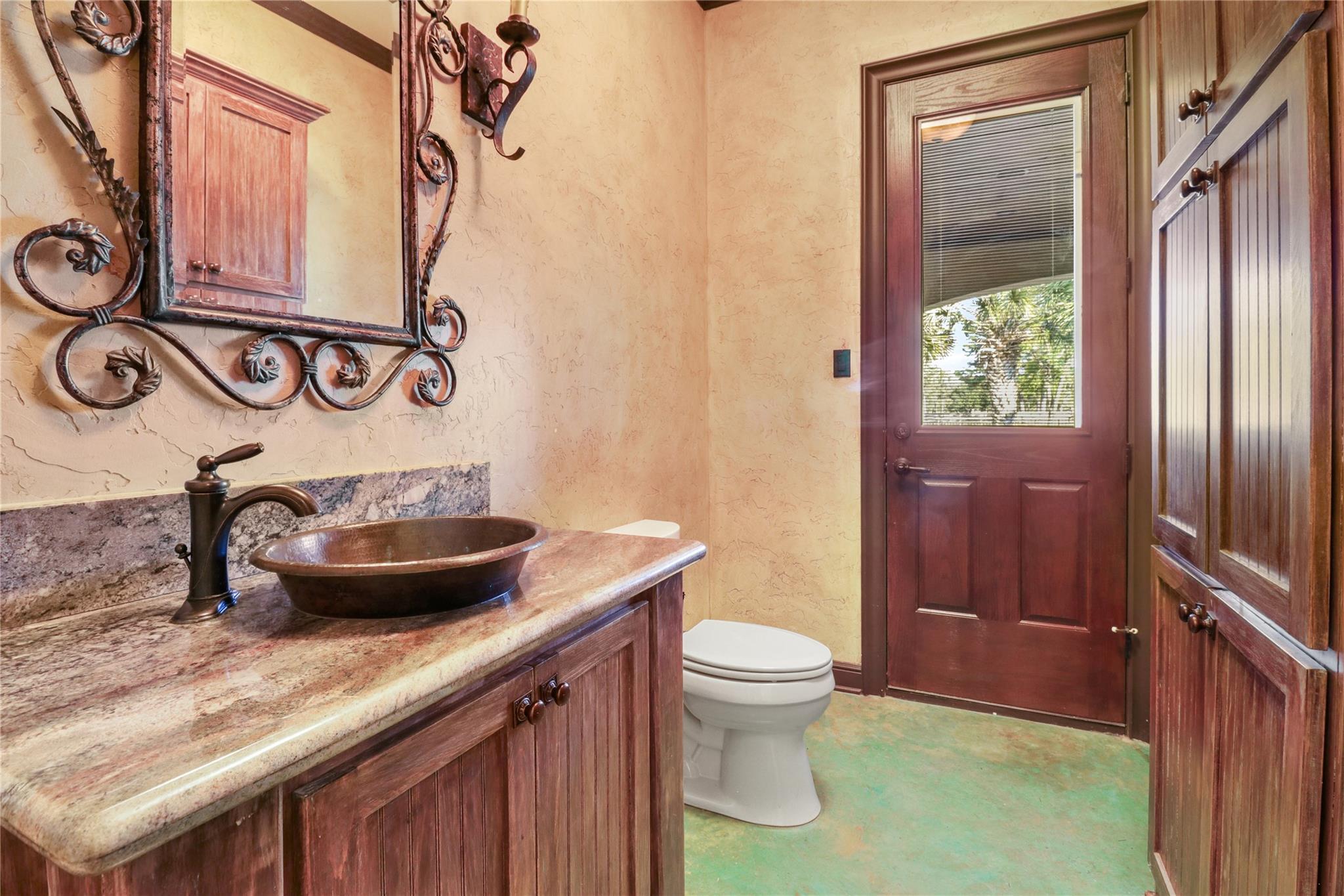 26325 Bauer Hockley Road