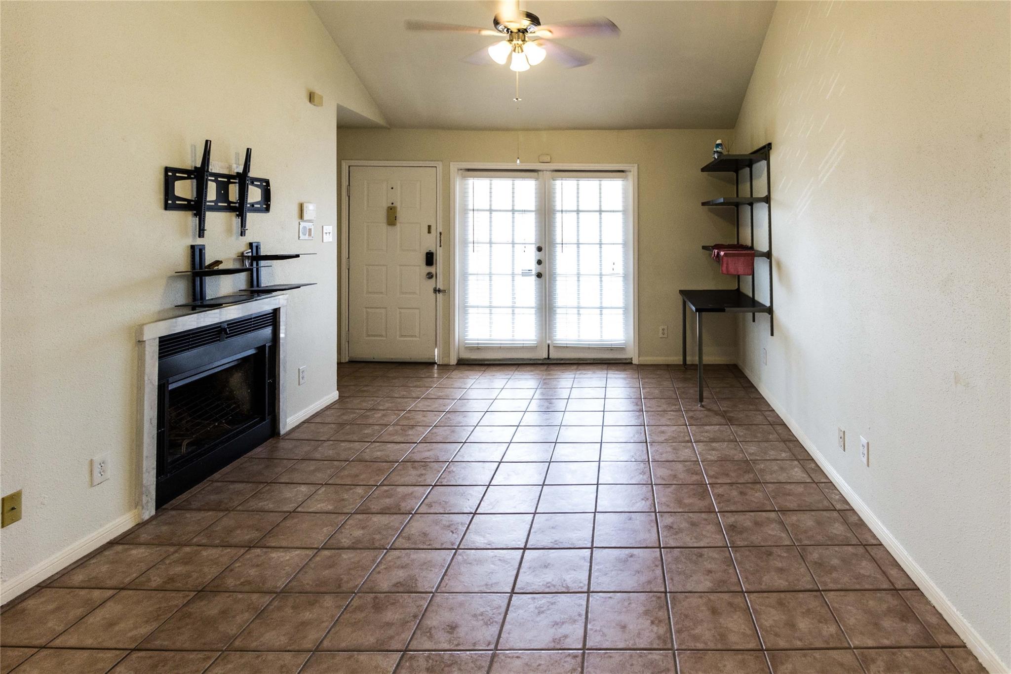 2121 El Paseo Street # 1706