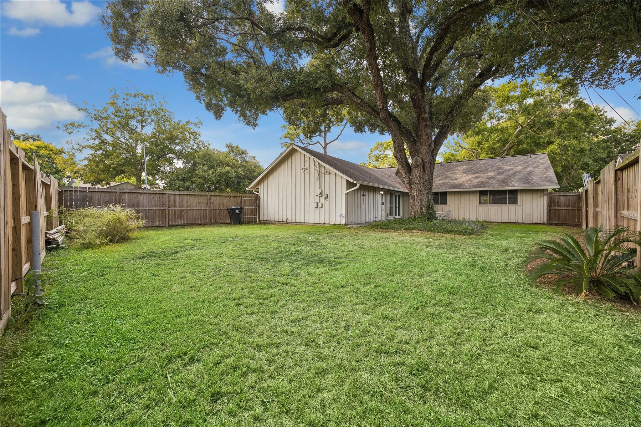 7135 Hendon Lane
