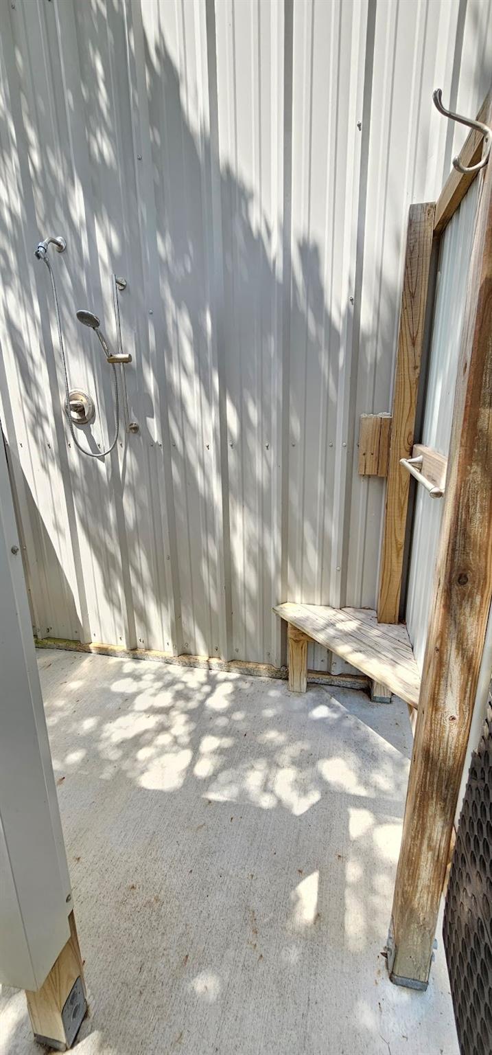 3162 W Monroe