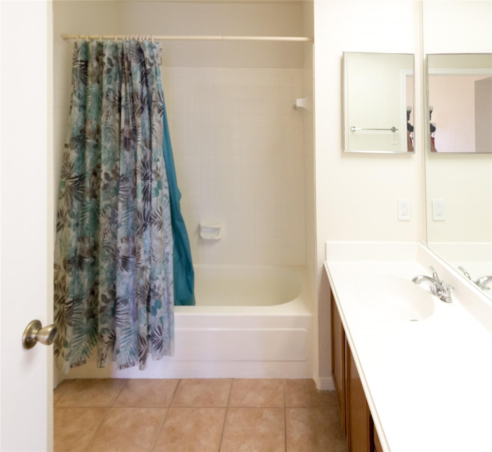 2121 El Paseo Street # 1706