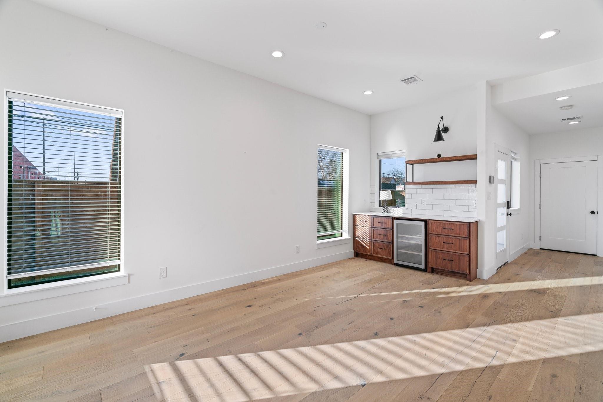 3802 Commerce Street