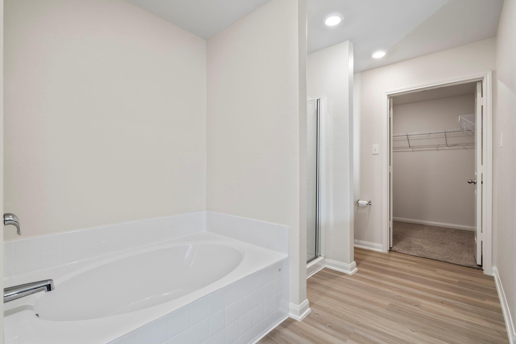 15231 Central Lakes Drive