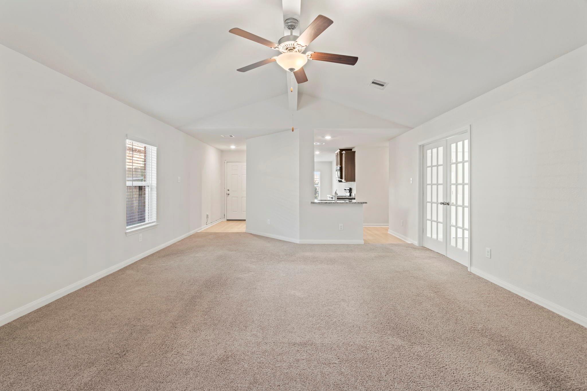 15231 Central Lakes Drive