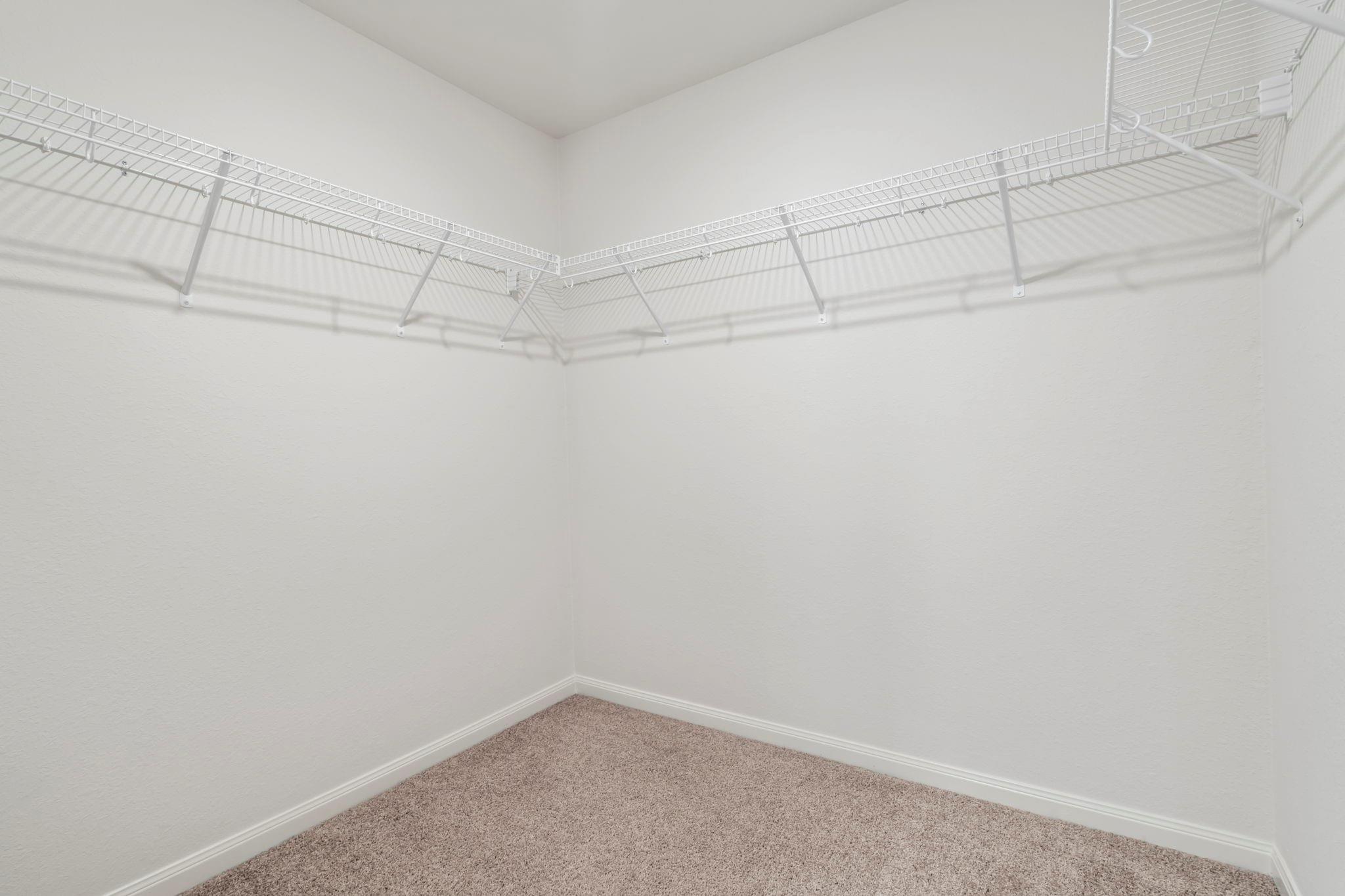 15231 Central Lakes Drive