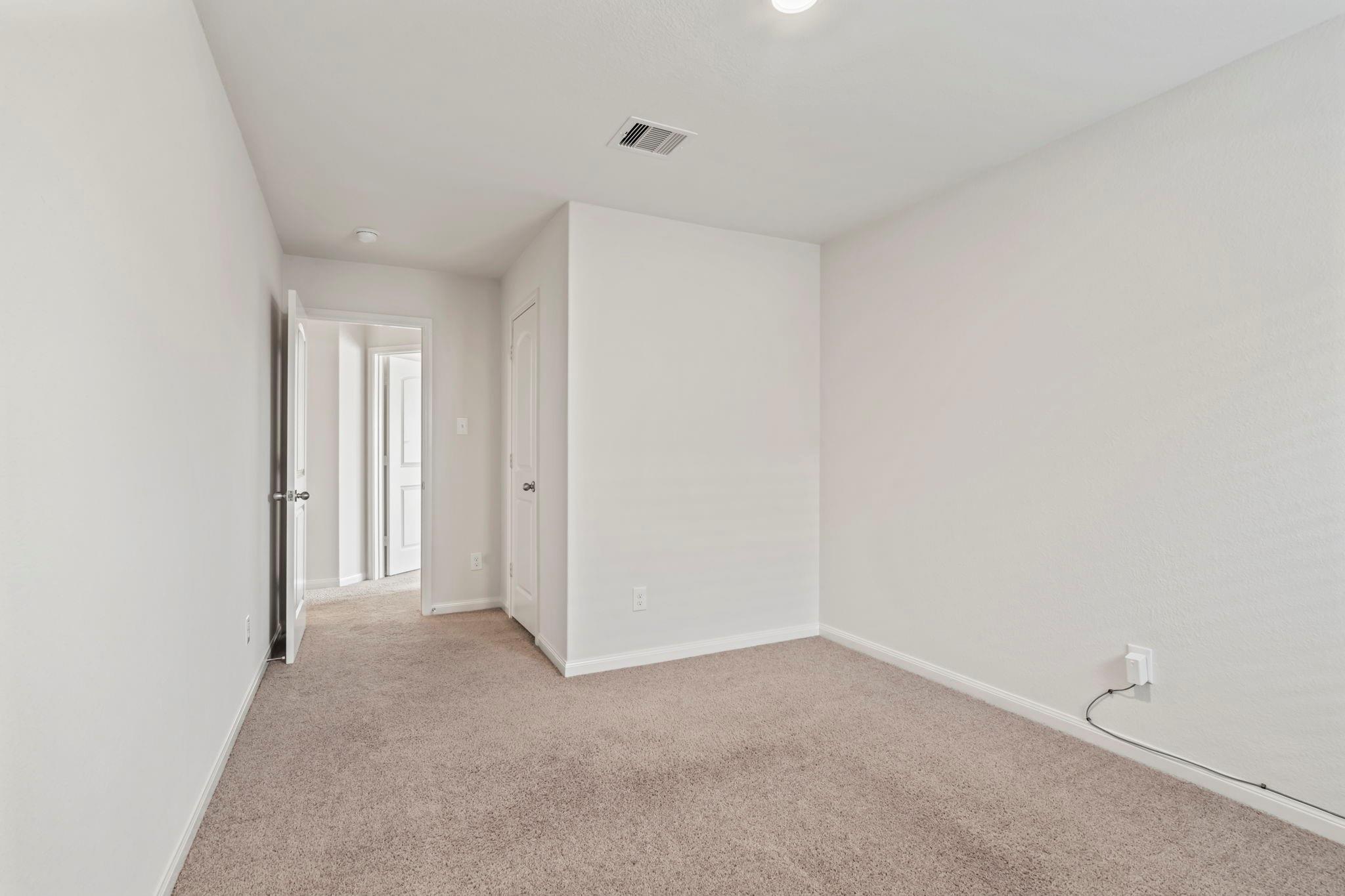 15231 Central Lakes Drive