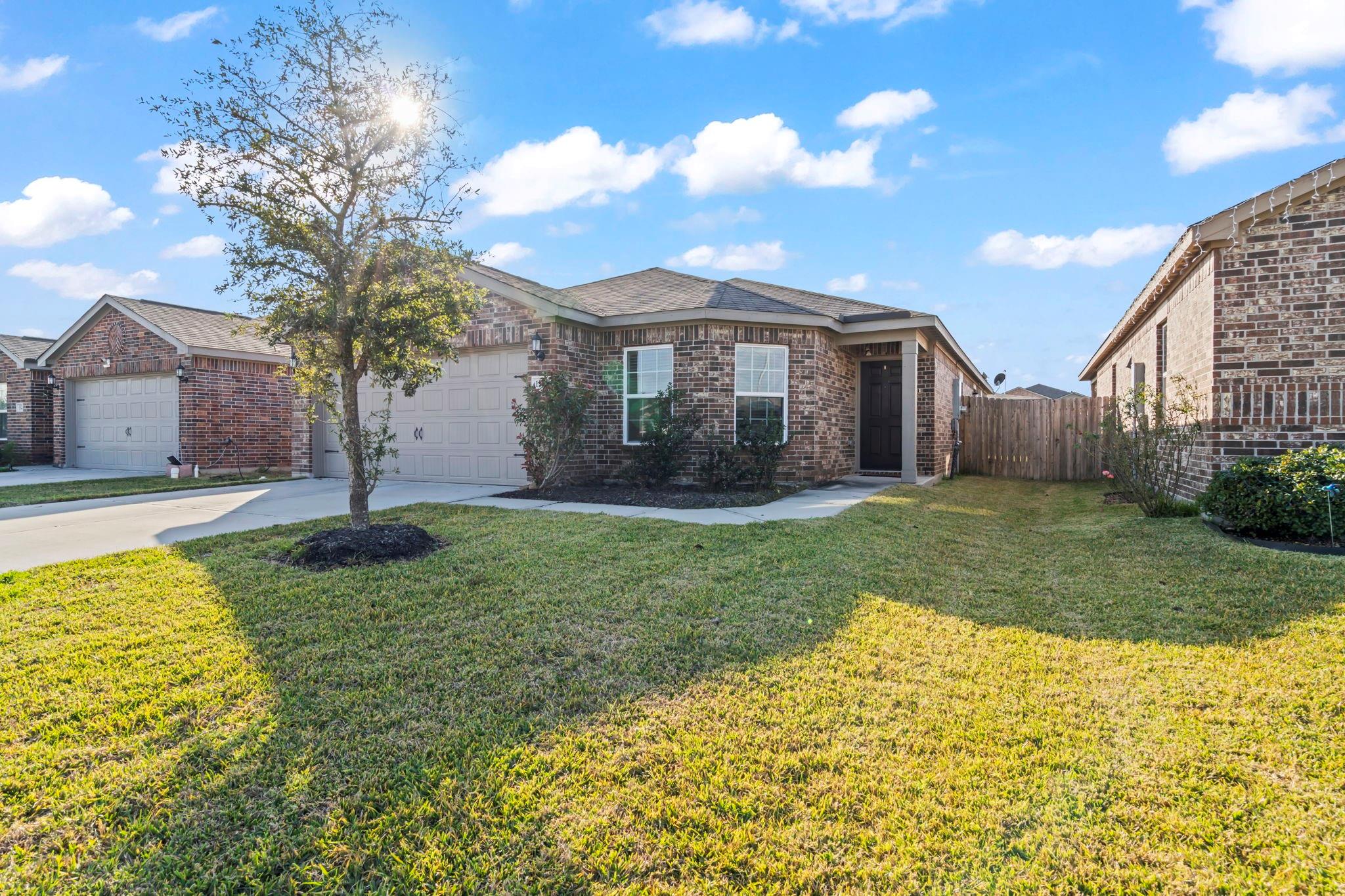 15231 Central Lakes Drive