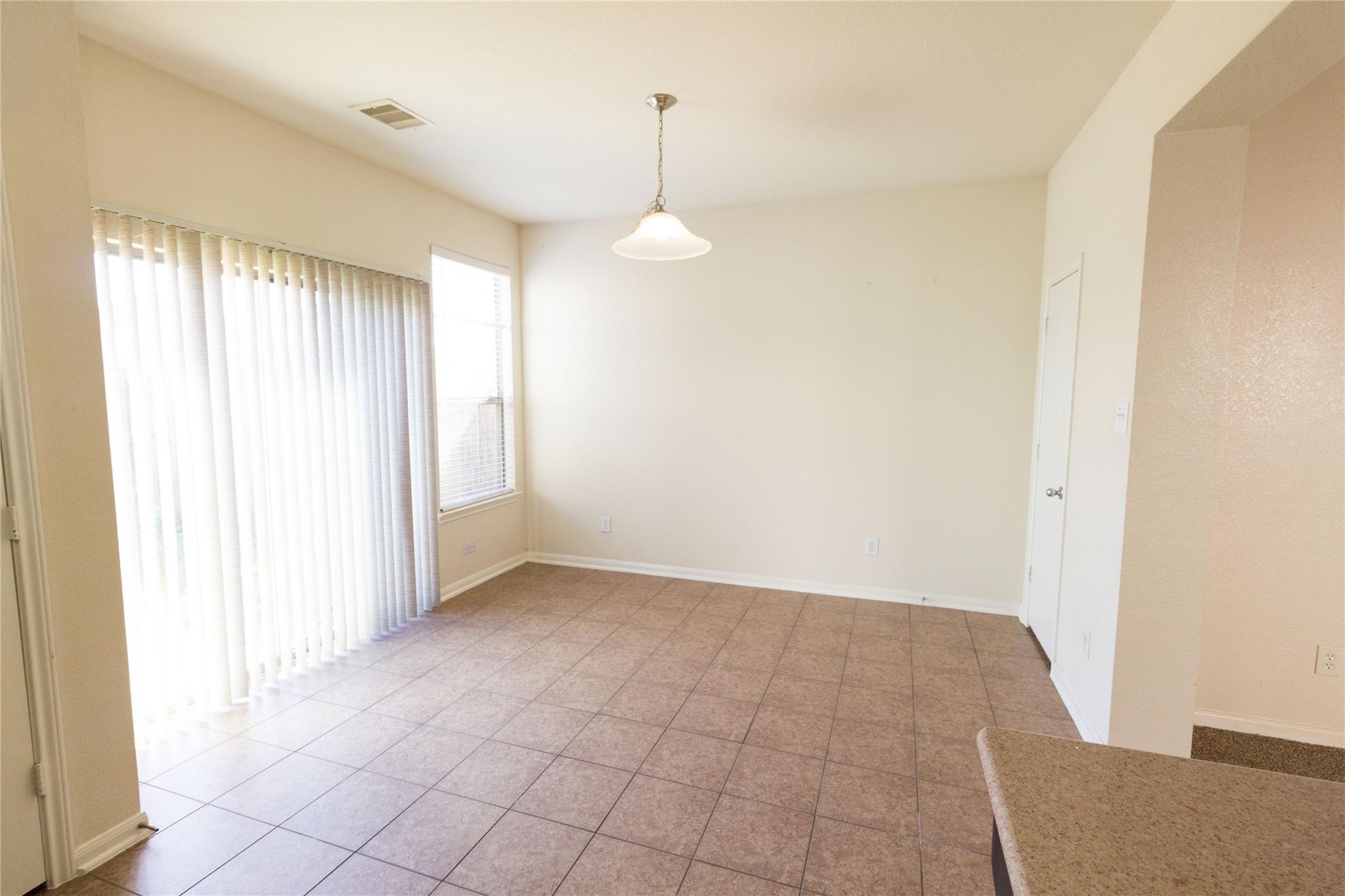 8011 Singing Sonnet Ln Lane, Houston