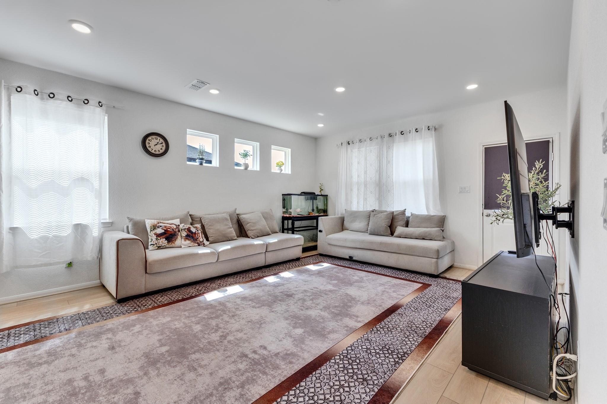 1723 Greendale Drive