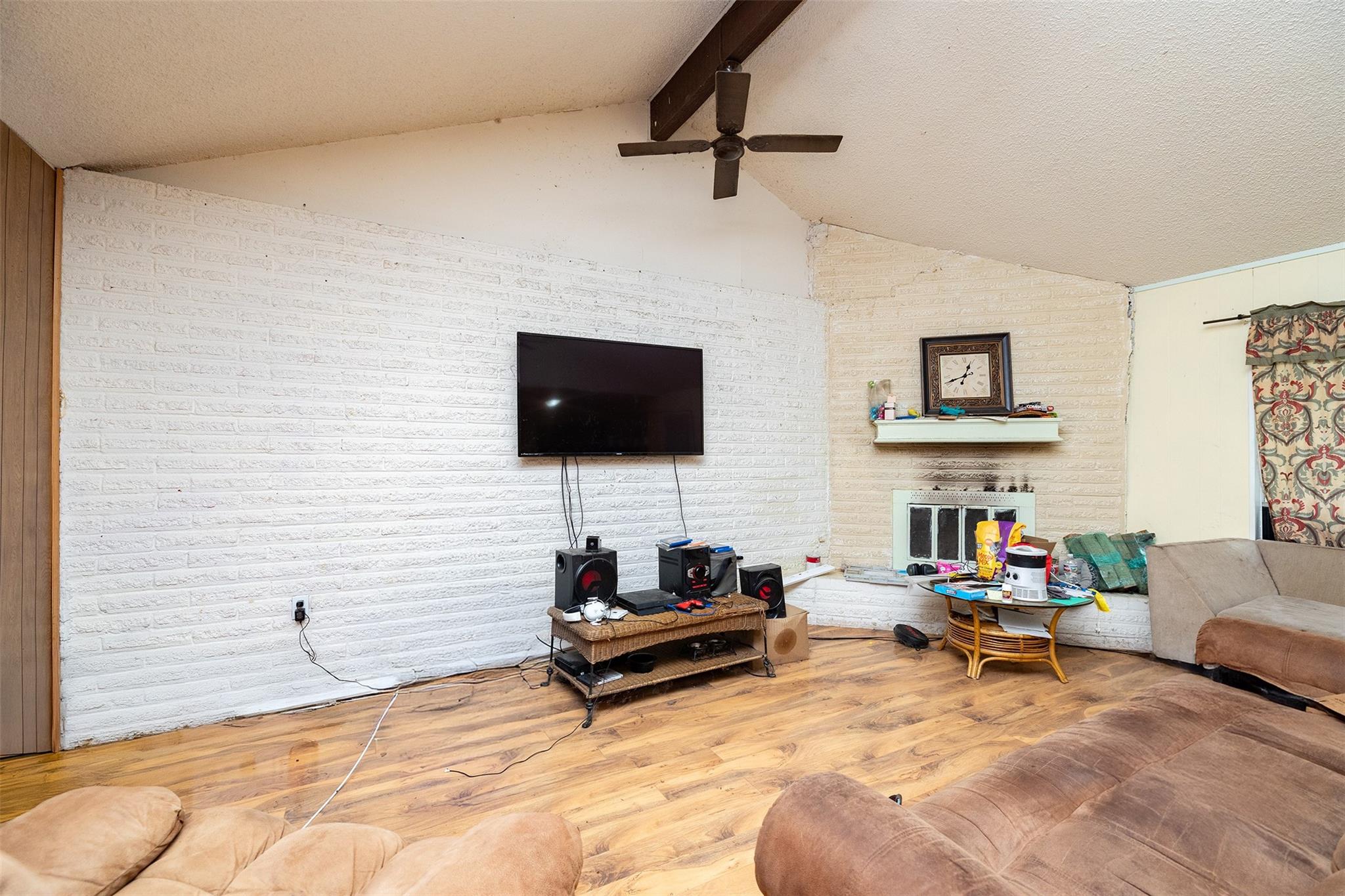 2427 Fairgreen Drive