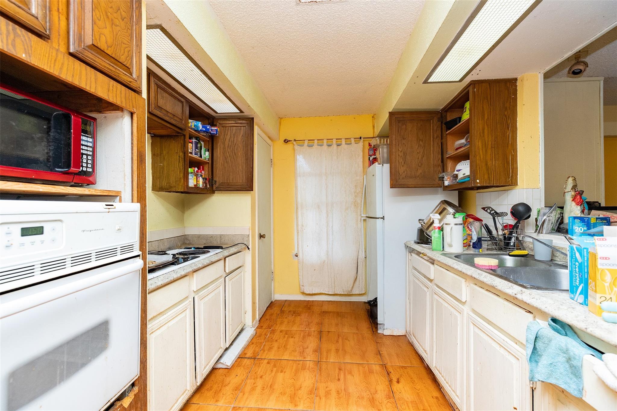 2427 Fairgreen Drive