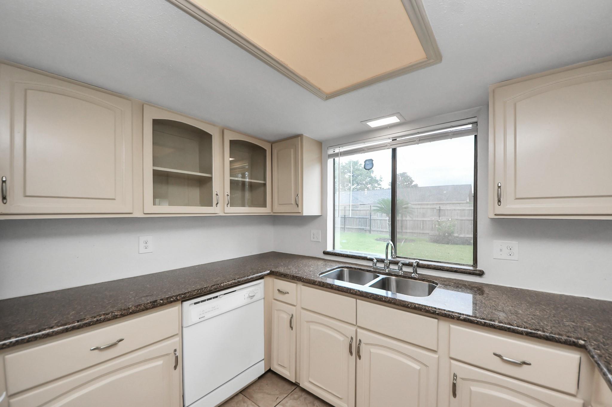 9423 Garden Bridge Street