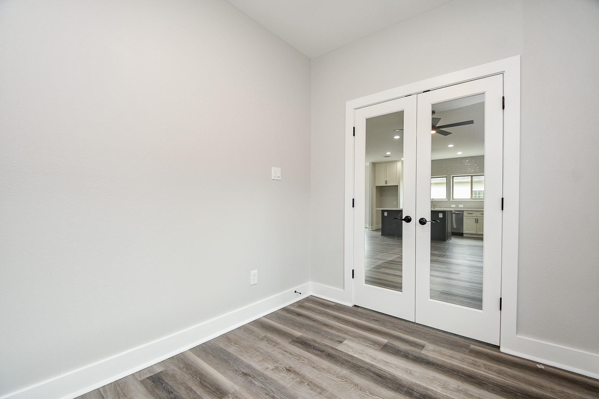 3337 Shelby Circle