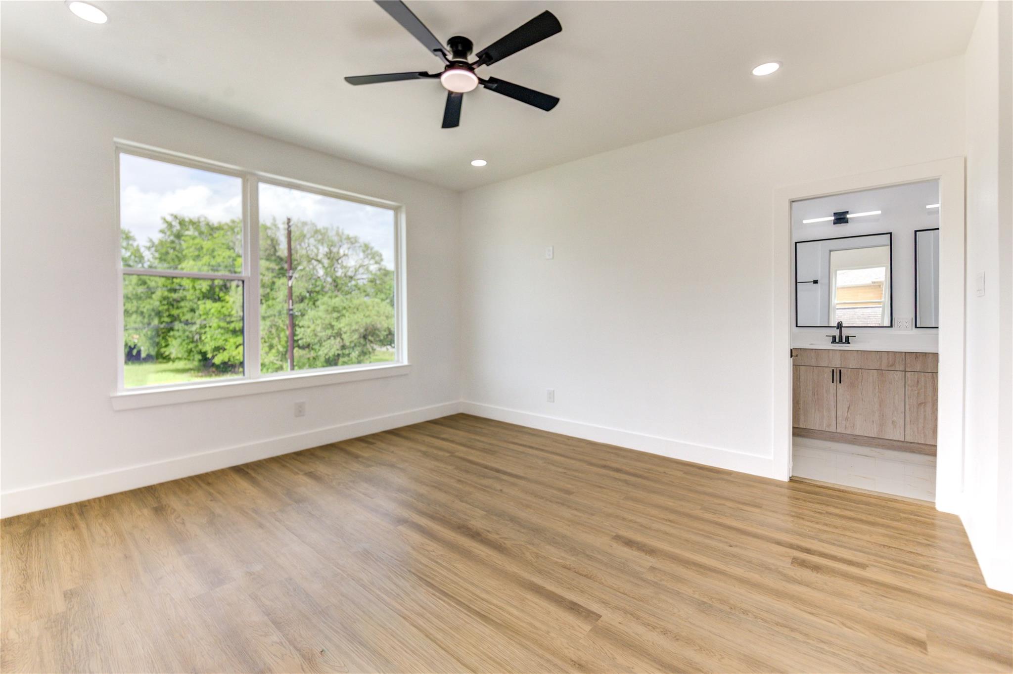 4554 Newberry Street Unit: A/B